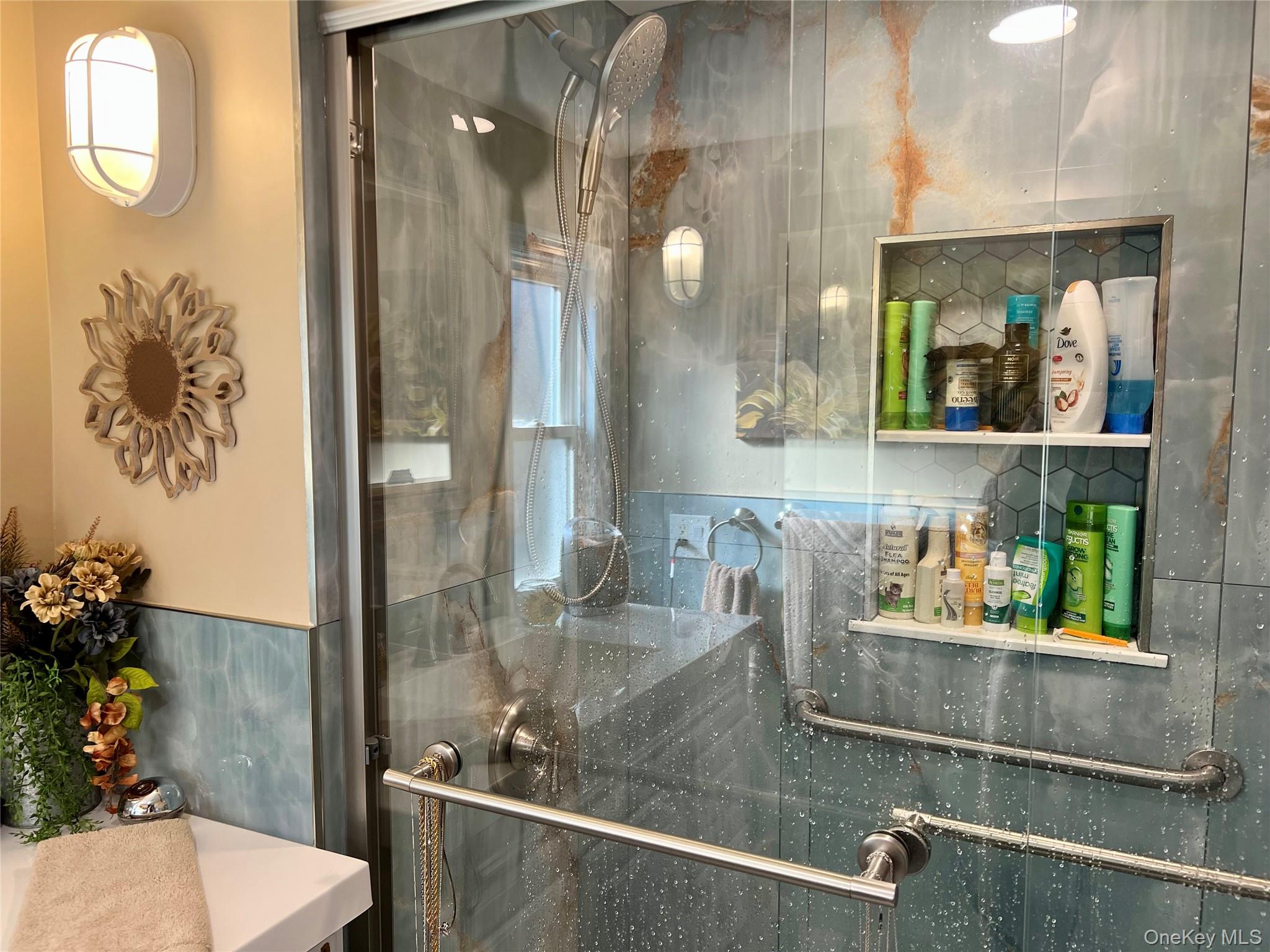 #7 photo, 59 Betsy Ross Drive, Bohemia , NY 11716