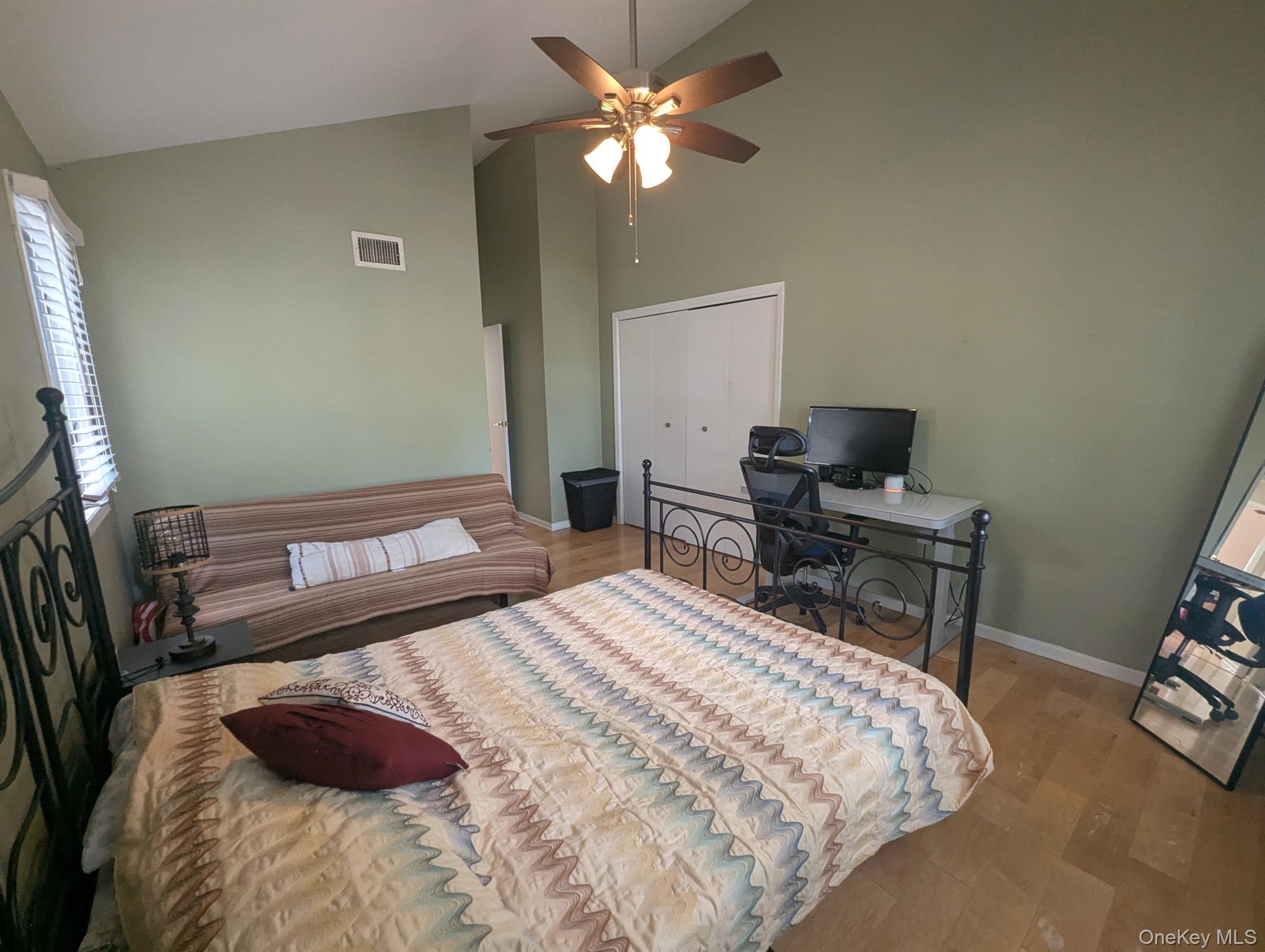 #6 photo, 34 Nesaquake Avenue, Port Washington , NY 11050