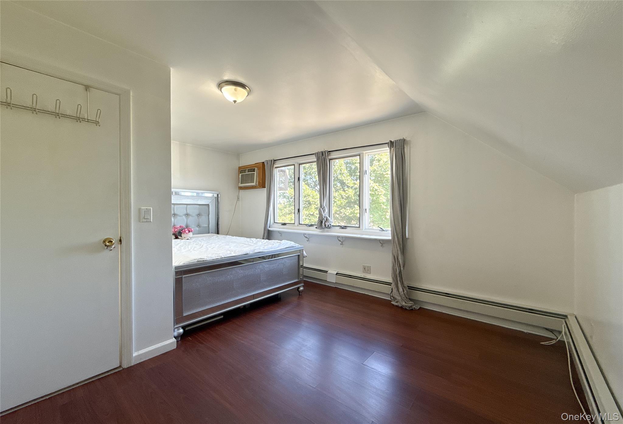 #18 photo, 19005 48th Avenue, Fresh Meadows , NY 11365