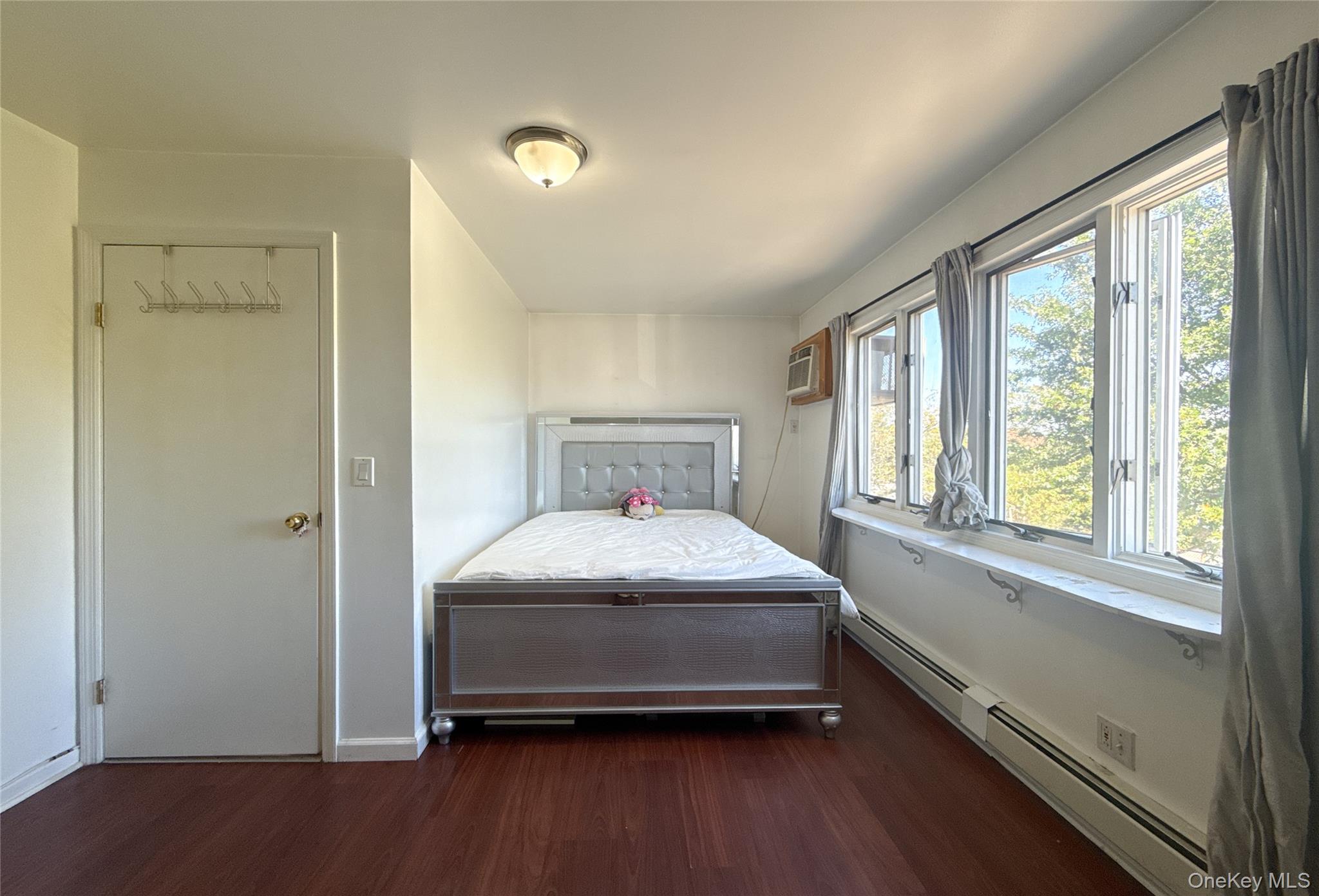 #20 photo, 19005 48th Avenue, Fresh Meadows , NY 11365