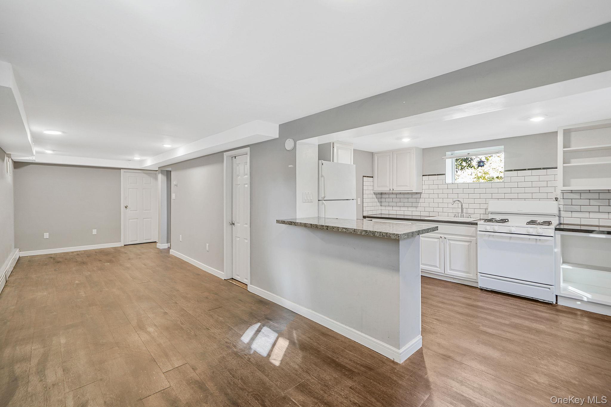 #16 photo, 2812 Sipp Avenue, サフォーク郡 Medford , NY 11763