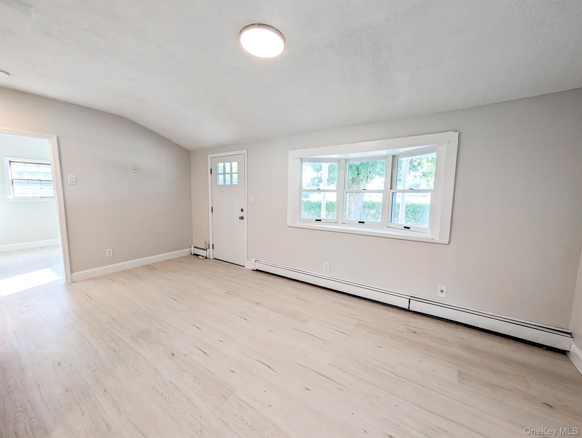 #5 photo, 29 Boulevard Avenue, Central Islip , NY 11722