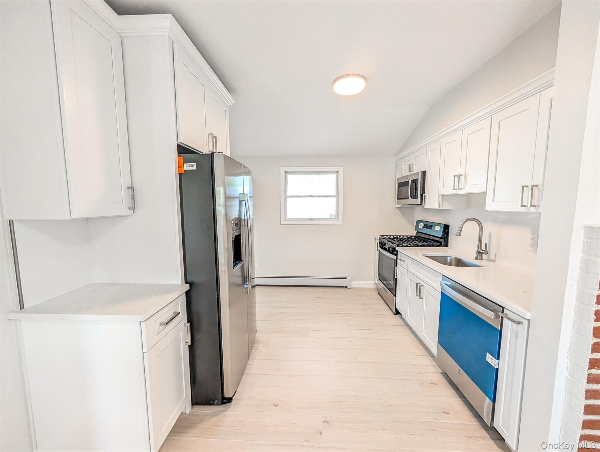 #6 photo, 29 Boulevard Avenue, Central Islip , NY 11722