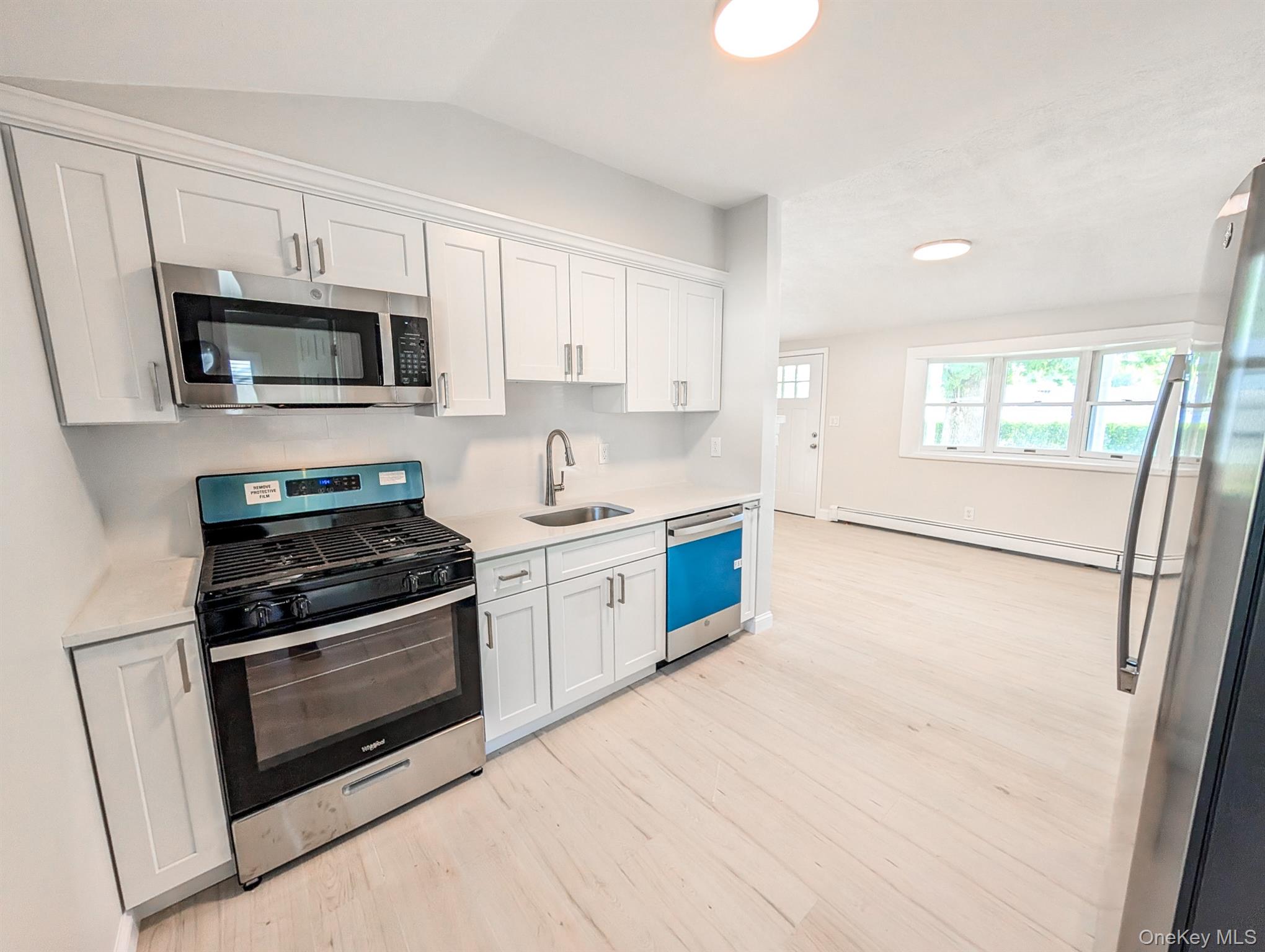 #7 photo, 29 Boulevard Avenue, Central Islip , NY 11722