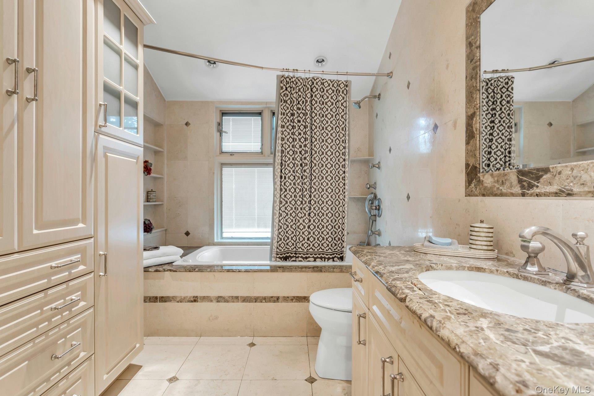 #17 photo, 78 Chestnut Street, ナッソー郡 Glen Cove , NY 11542