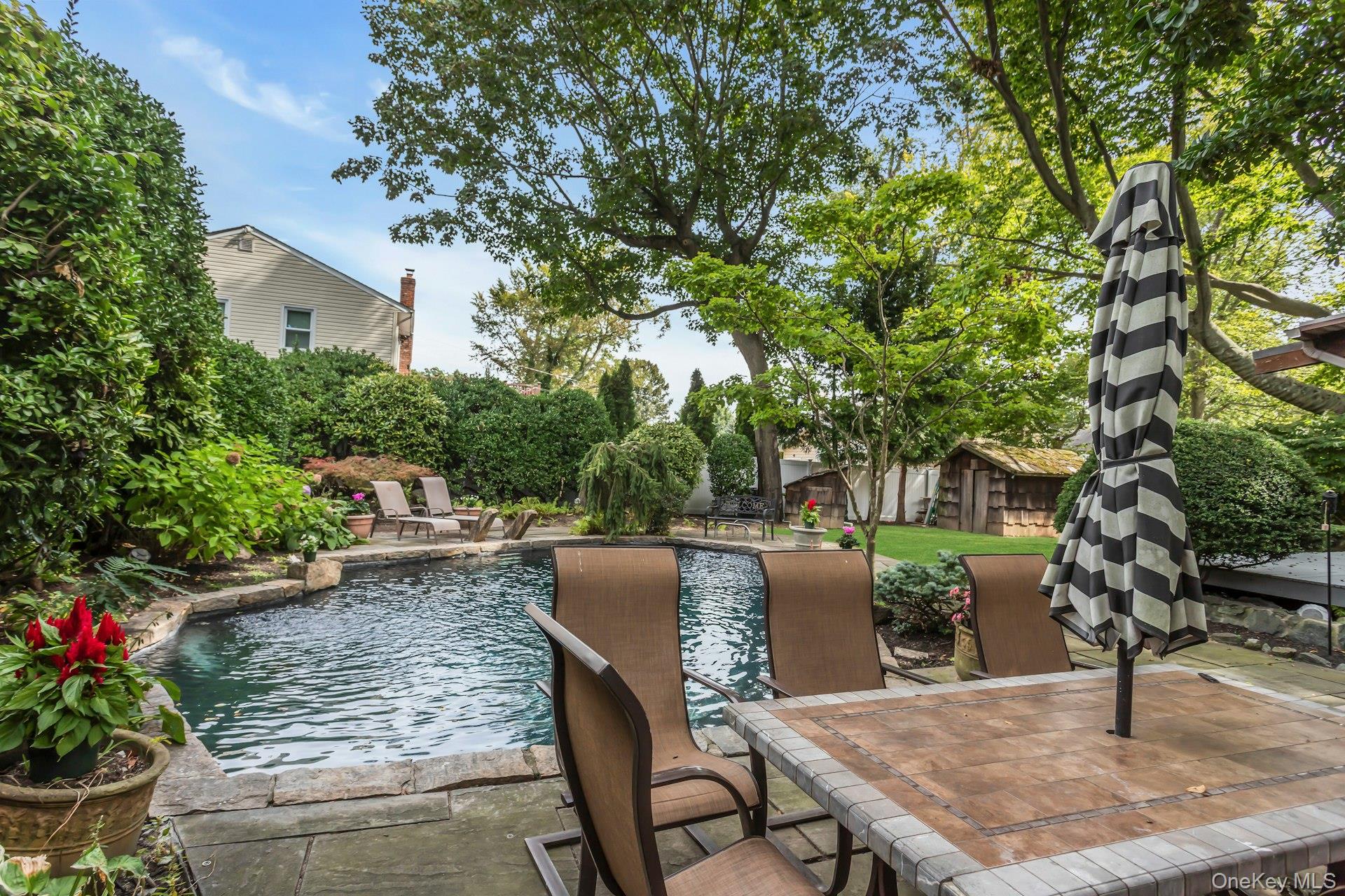 #20 photo, 78 Chestnut Street, ナッソー郡 Glen Cove , NY 11542