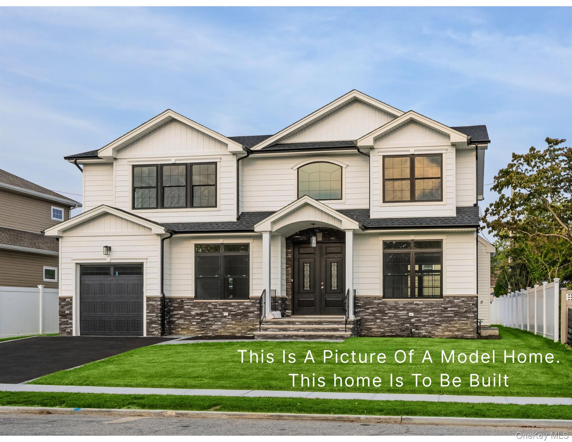 #1 photo, 2500 1st Avenue, ナッソー郡 East Meadow , NY 11554