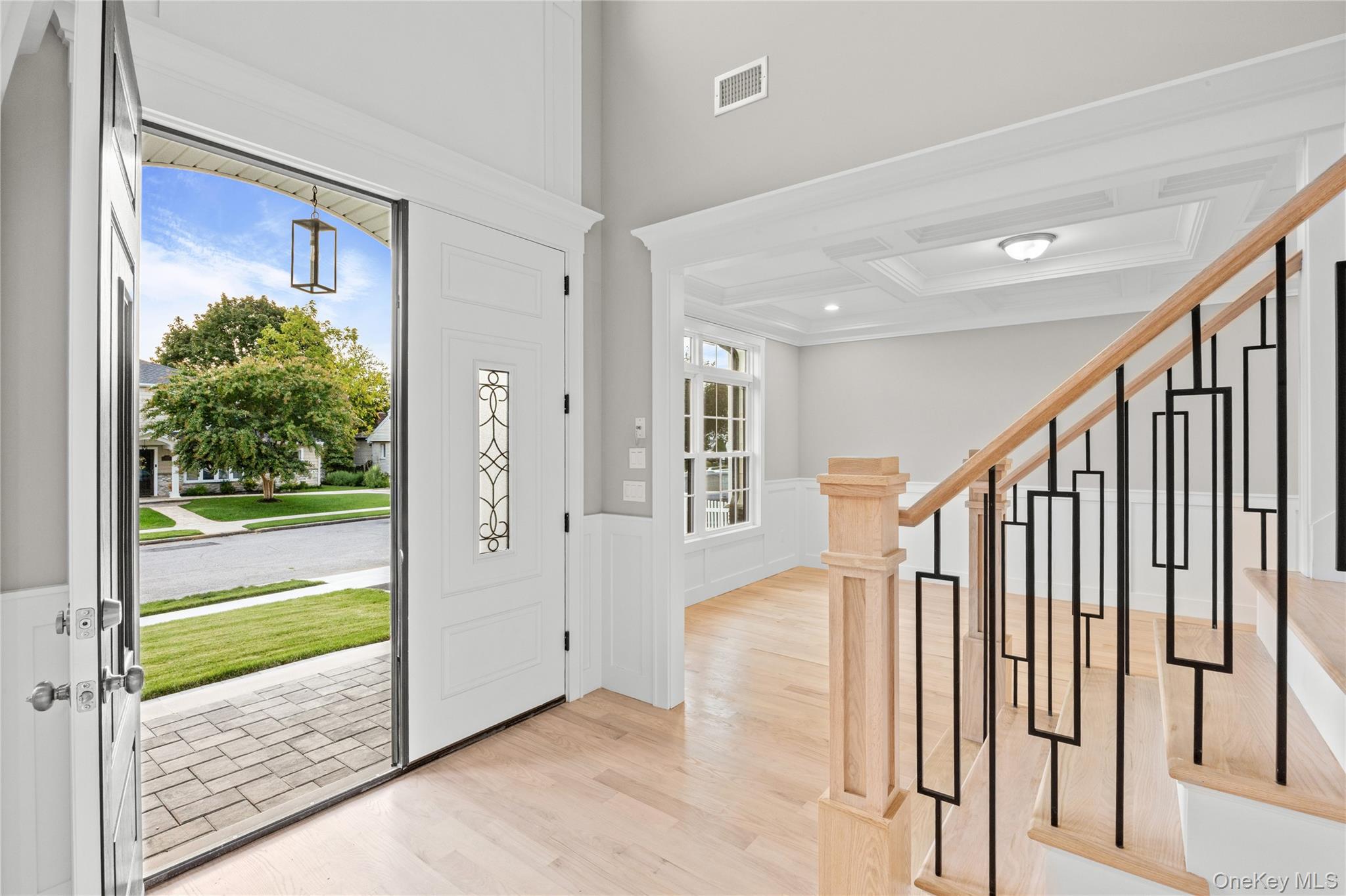 #5 photo, 2500 1st Avenue, ナッソー郡 East Meadow , NY 11554