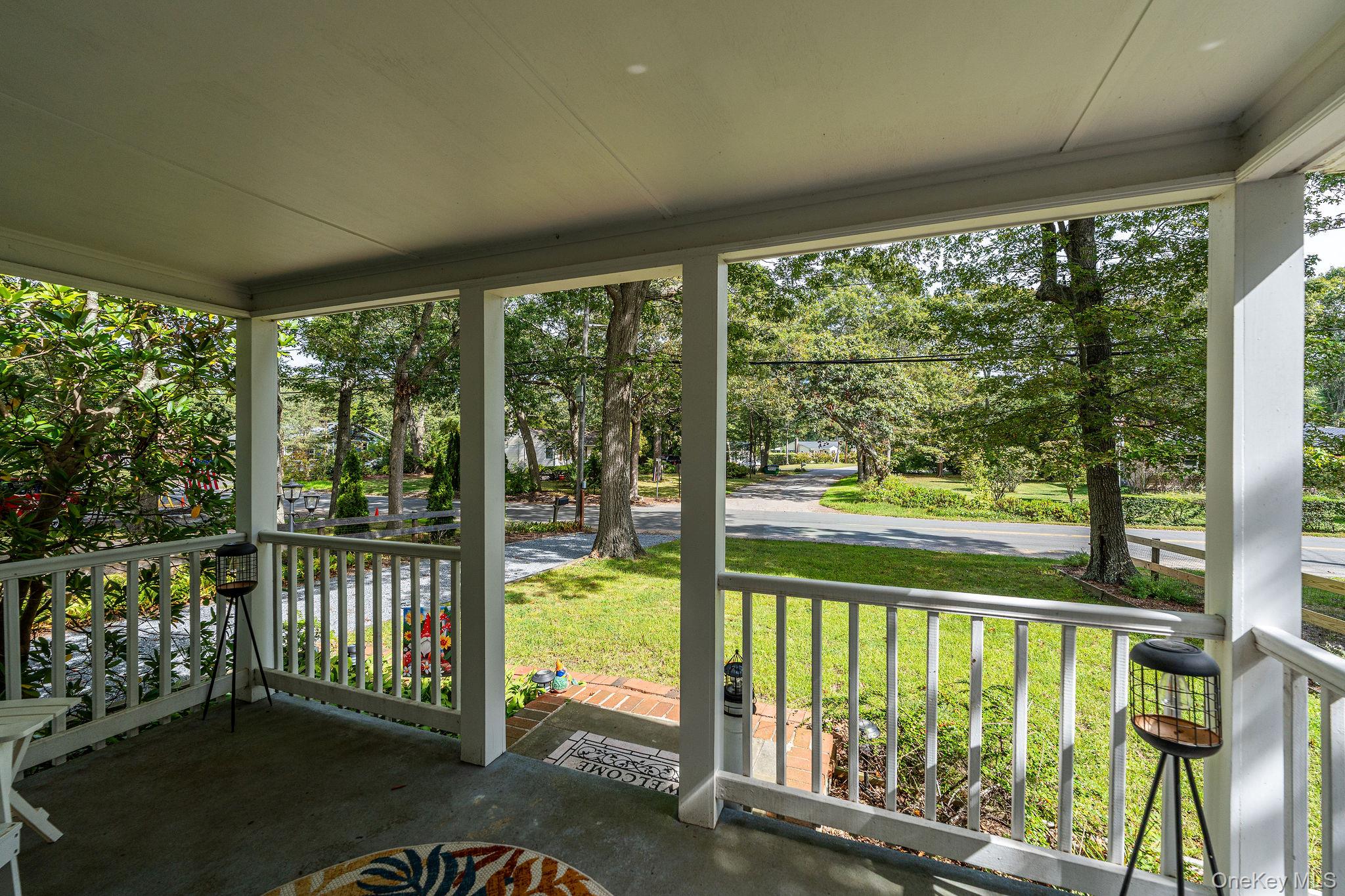 #4 photo, 920 Bray Avenue, サフォーク郡 Laurel , NY 11948