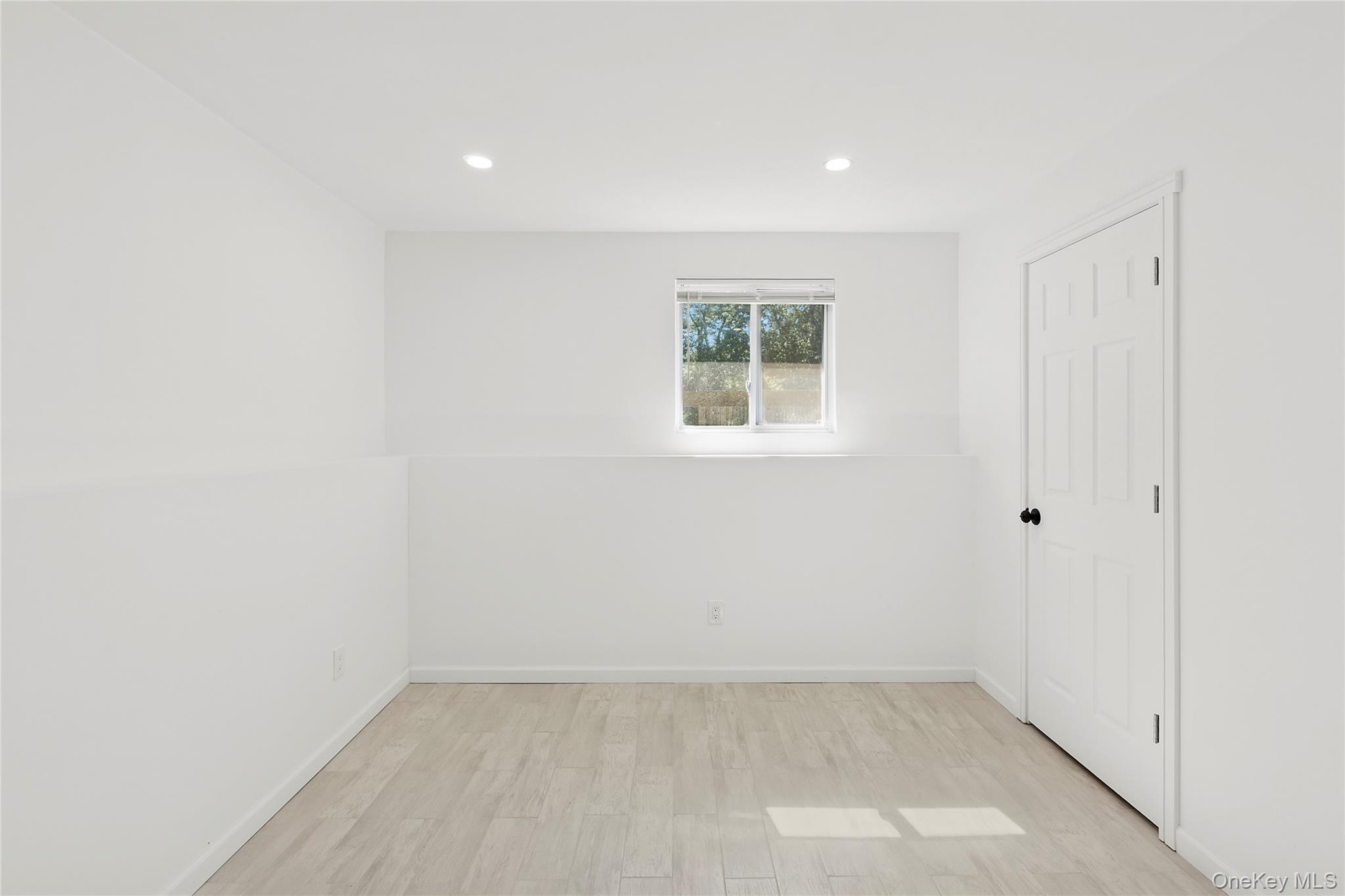 #11 photo, 133 Trout Brook Lane, サフォーク郡 Aquebogue , NY 11931