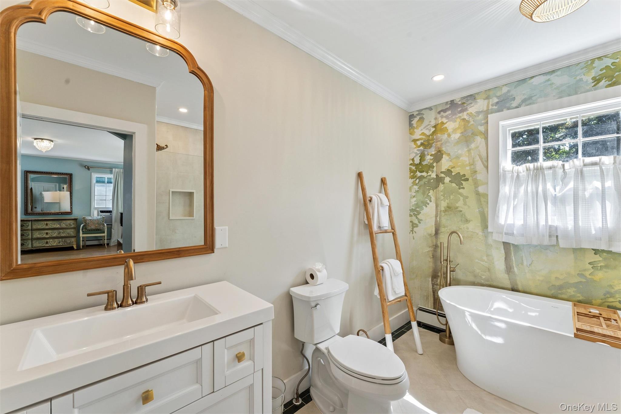 #8 photo, 35 Sheppard Street, サフォーク郡 Quiogue , NY 11978