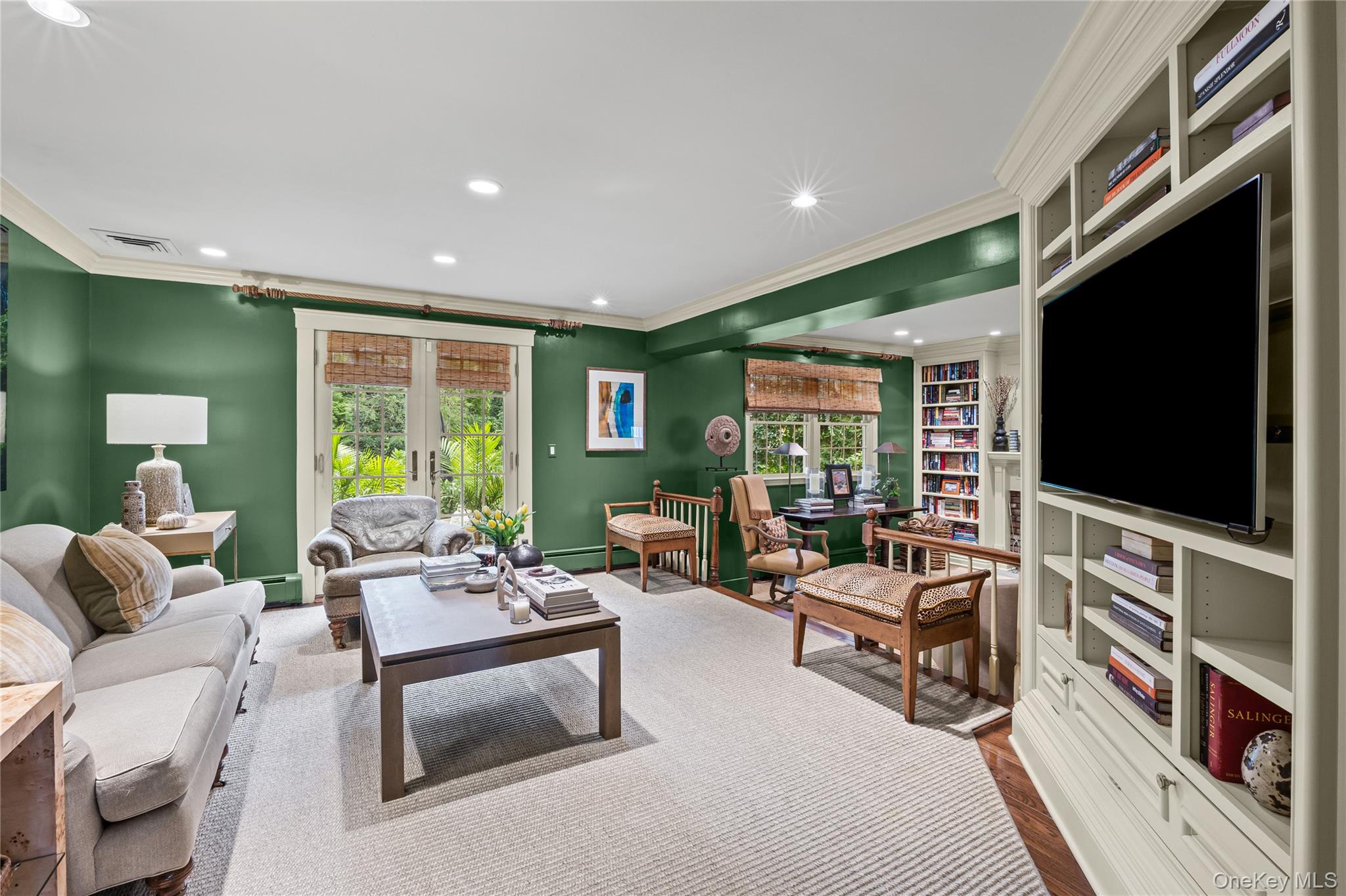 #10 photo, 336 Bay Avenue, Huntington Bay , NY 11743