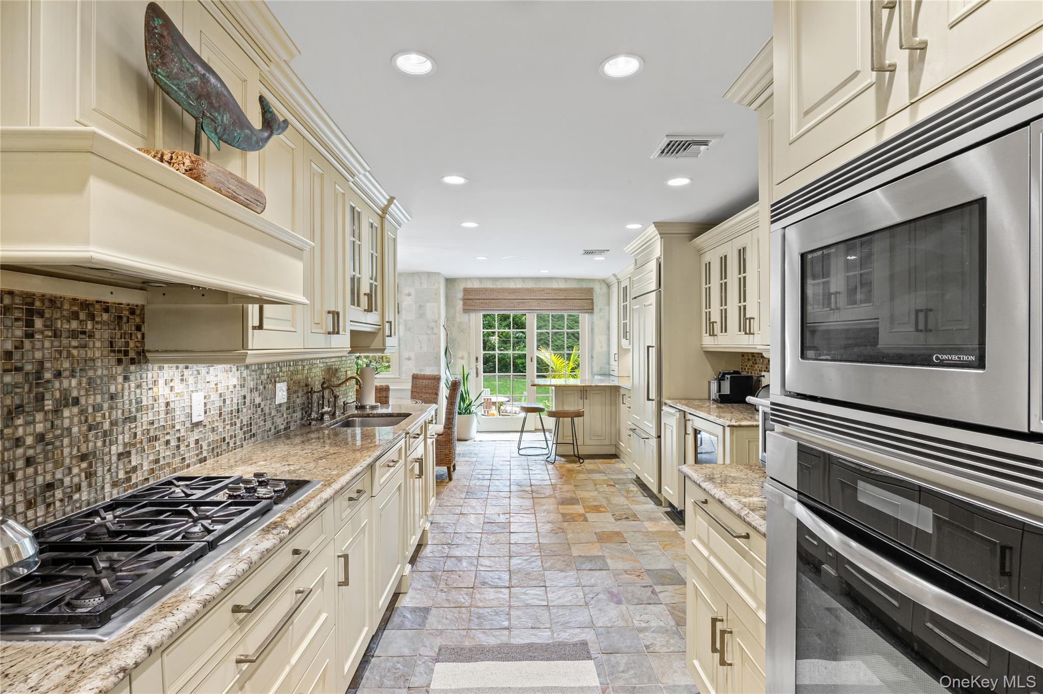 #13 photo, 336 Bay Avenue, Huntington Bay , NY 11743