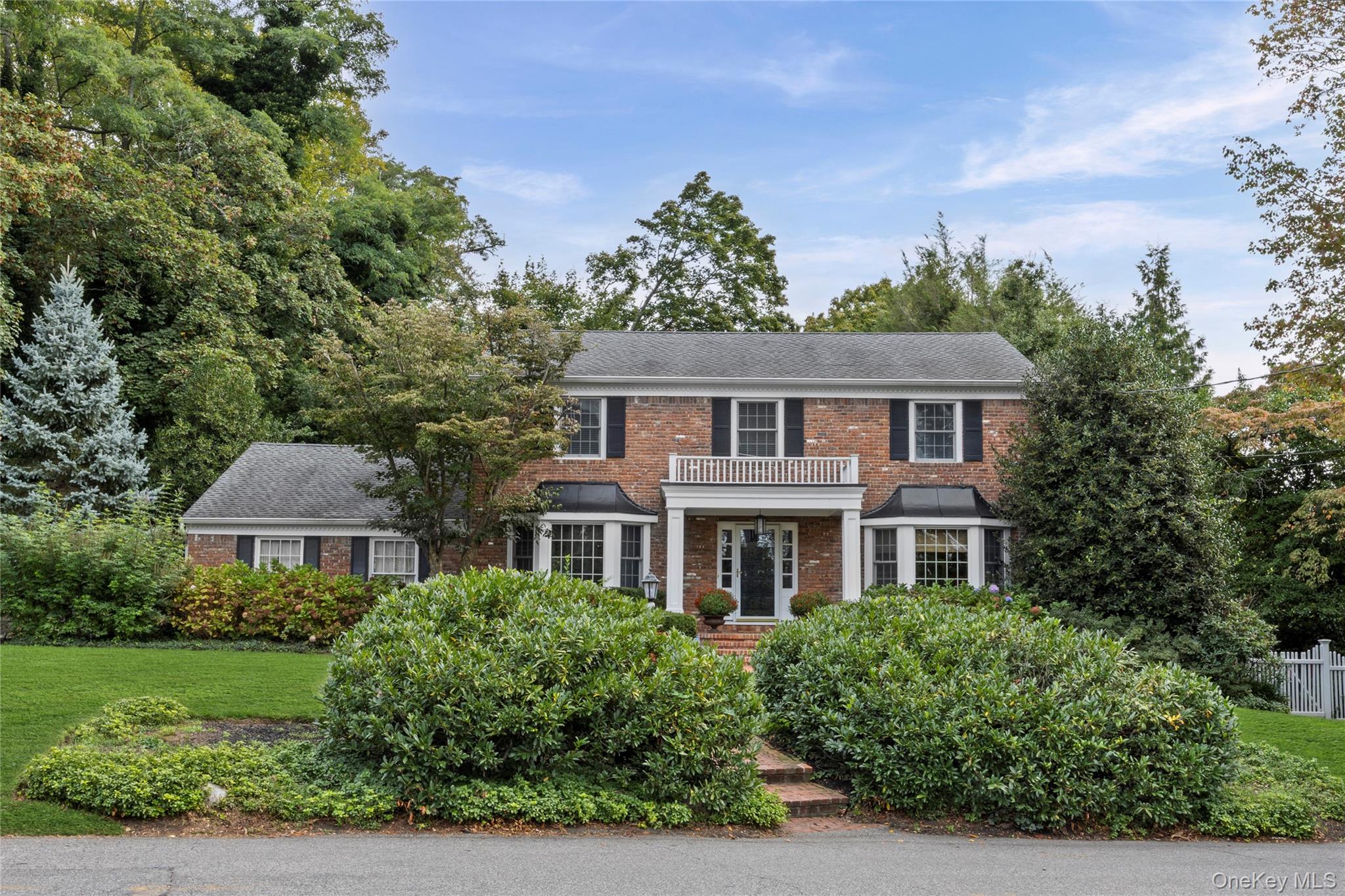 #2 photo, 336 Bay Avenue, Huntington Bay , NY 11743