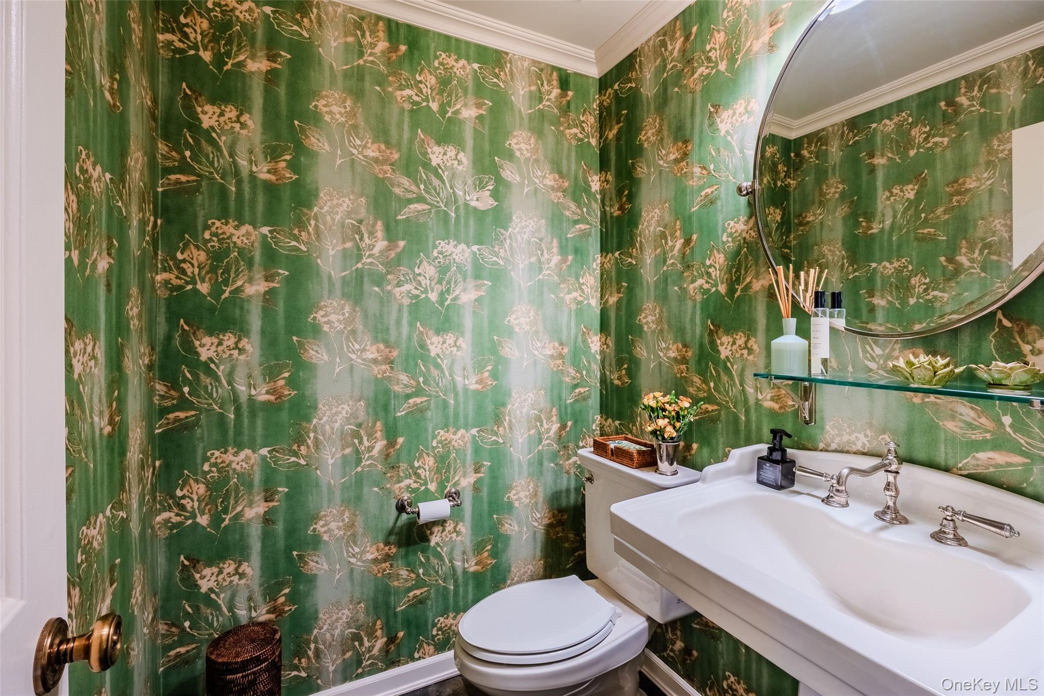 #5 photo, 336 Bay Avenue, Huntington Bay , NY 11743