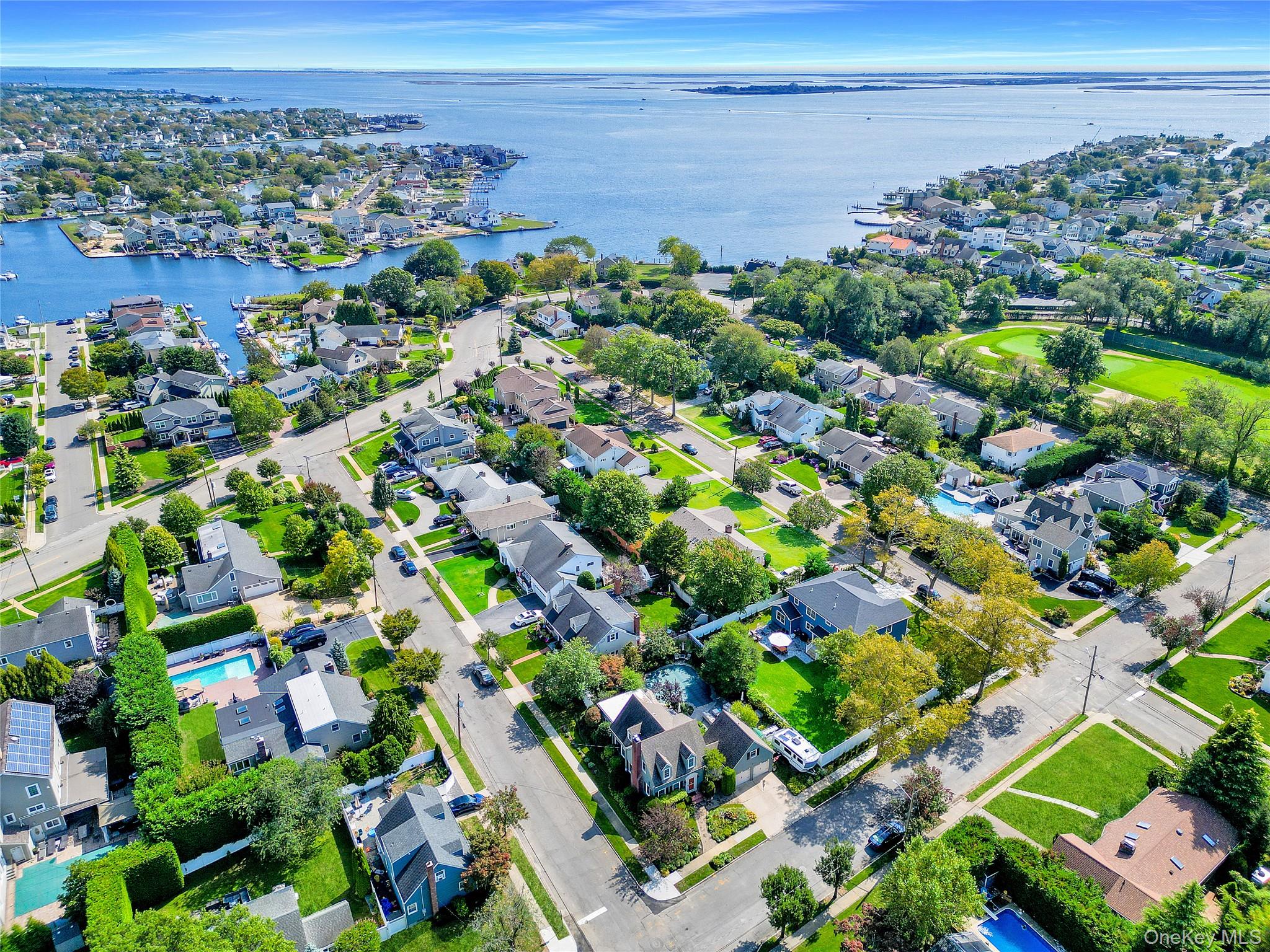 #19 photo, 102 Shinnecock Avenue, Massapequa , NY 11758