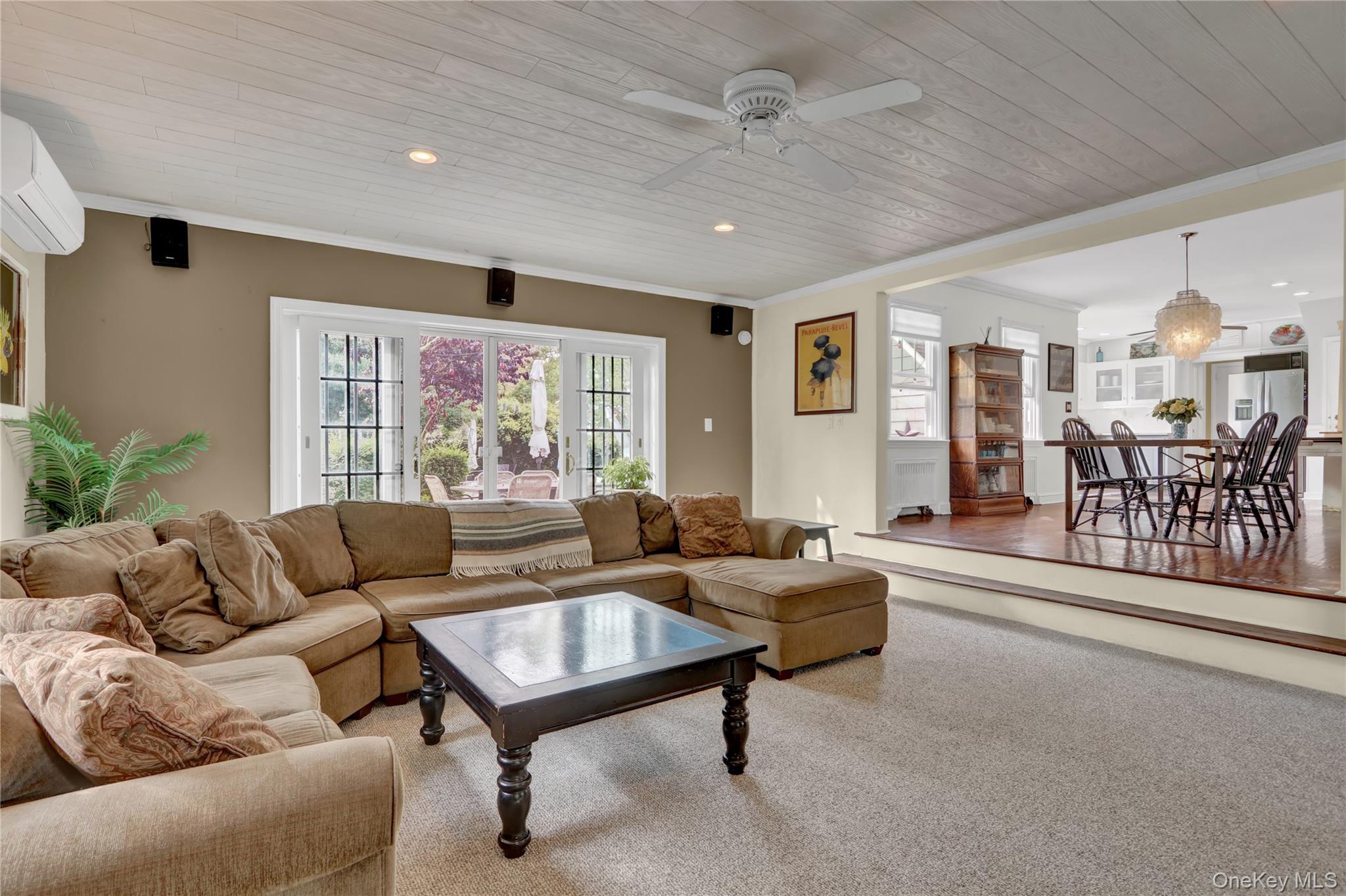 #5 photo, 102 Shinnecock Avenue, Massapequa , NY 11758