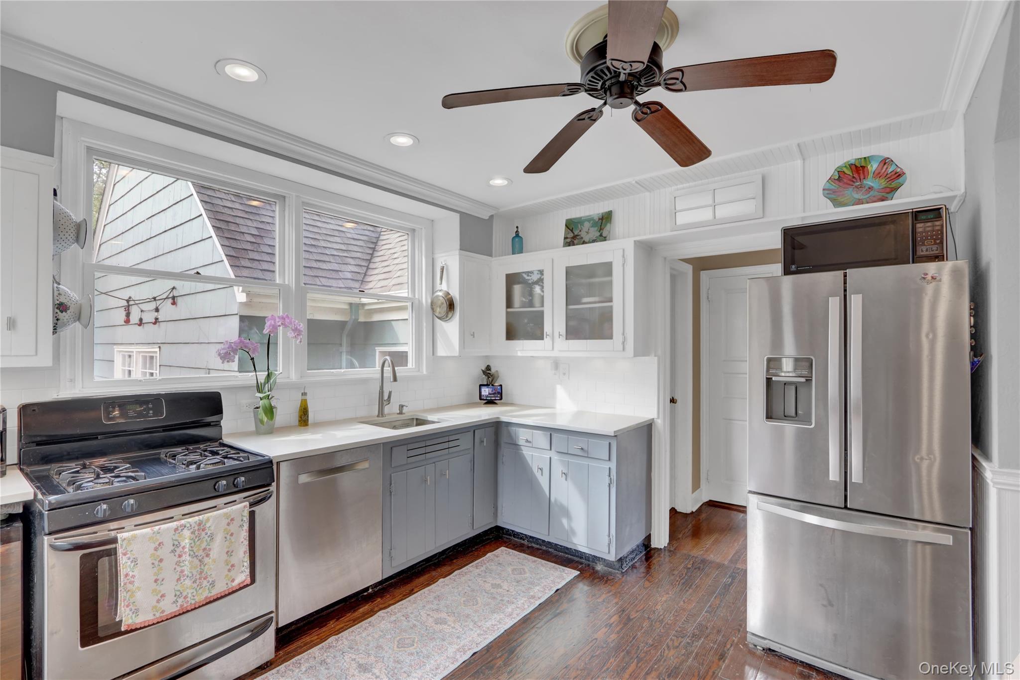 #7 photo, 102 Shinnecock Avenue, Massapequa , NY 11758