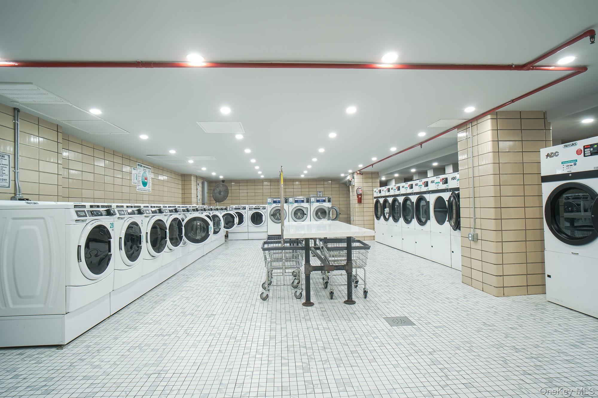 #12 photo, 370 E 76th Street, New York (Manhattan) , NY 10021