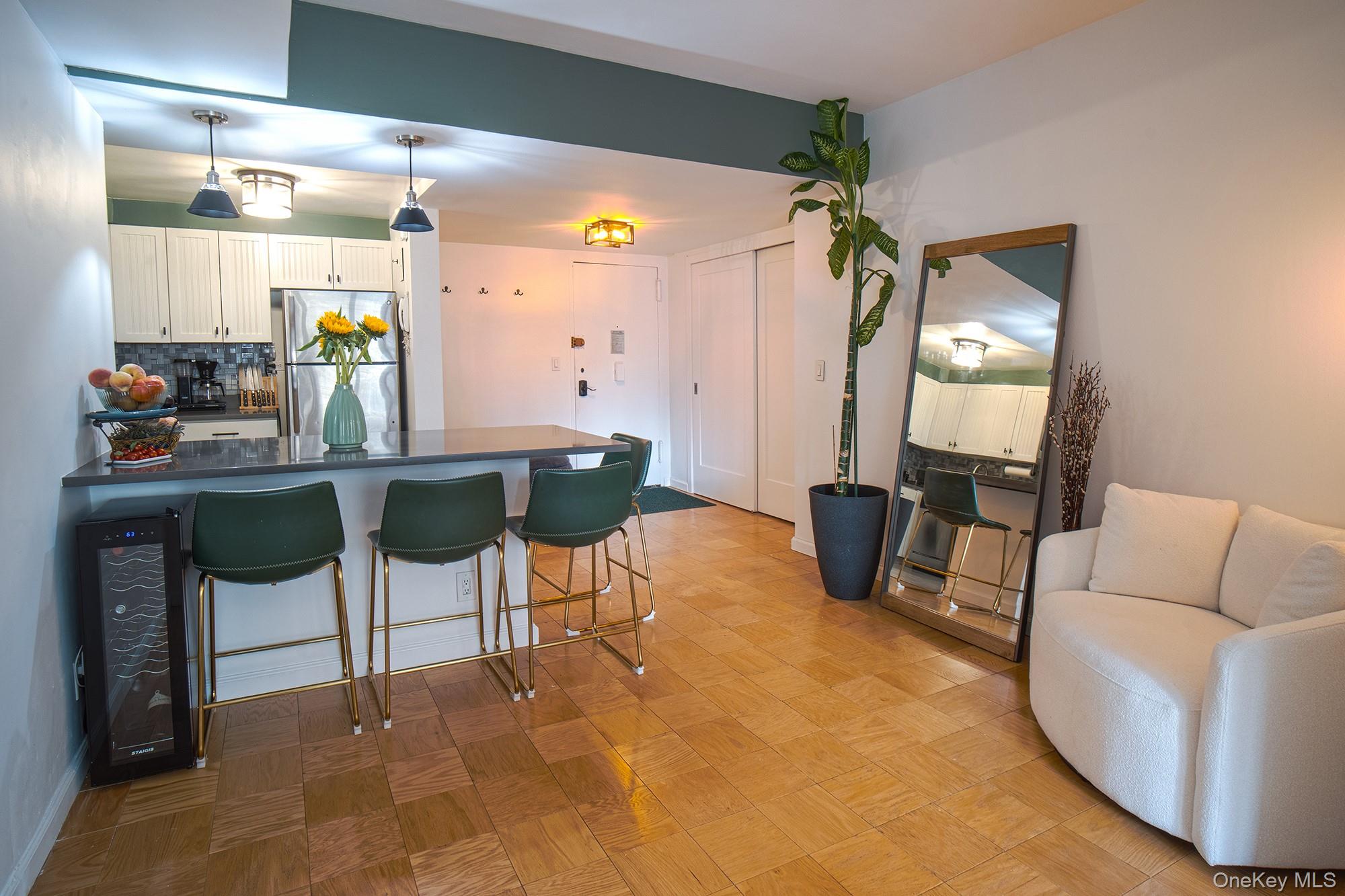 #3 photo, 370 E 76th Street, New York (Manhattan) , NY 10021