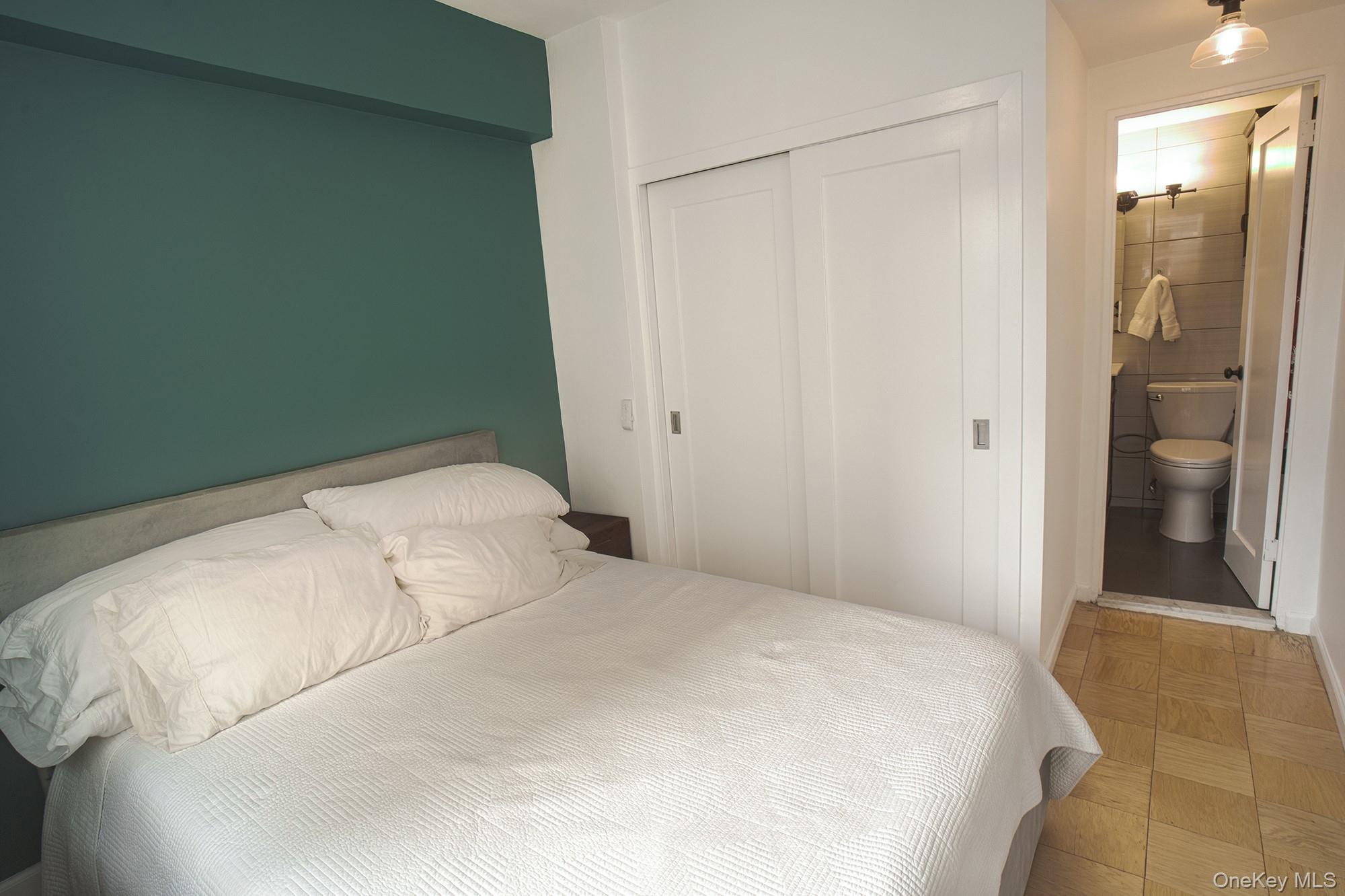 #6 photo, 370 E 76th Street, New York (Manhattan) , NY 10021