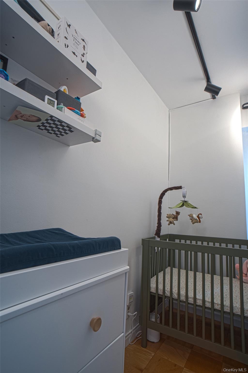 #7 photo, 370 E 76th Street, New York (Manhattan) , NY 10021