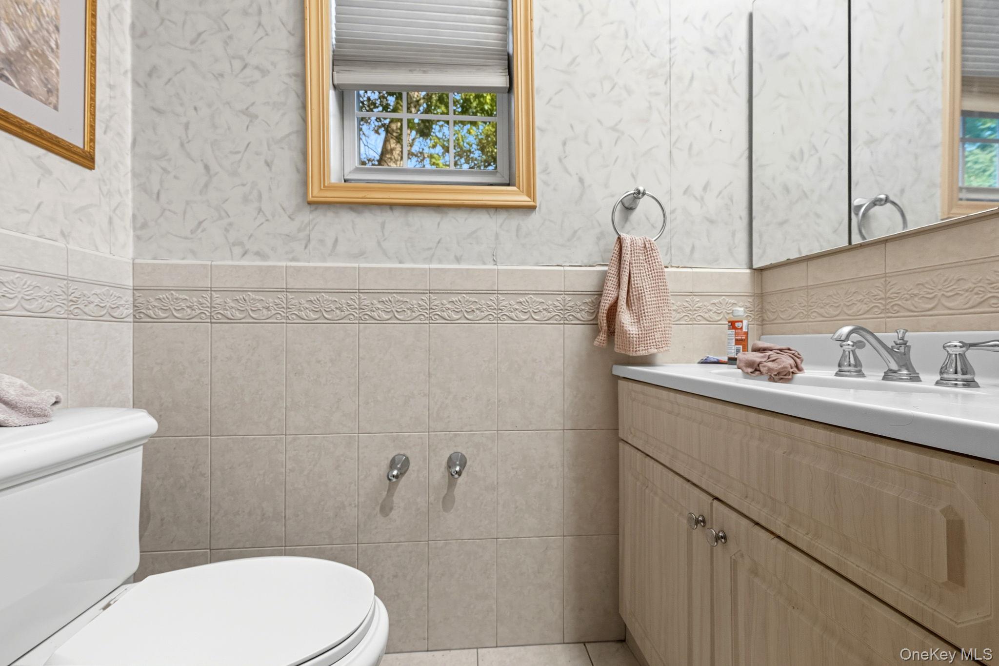 #19 photo, 145 Cornwell Avenue, Valley Stream , NY 11580