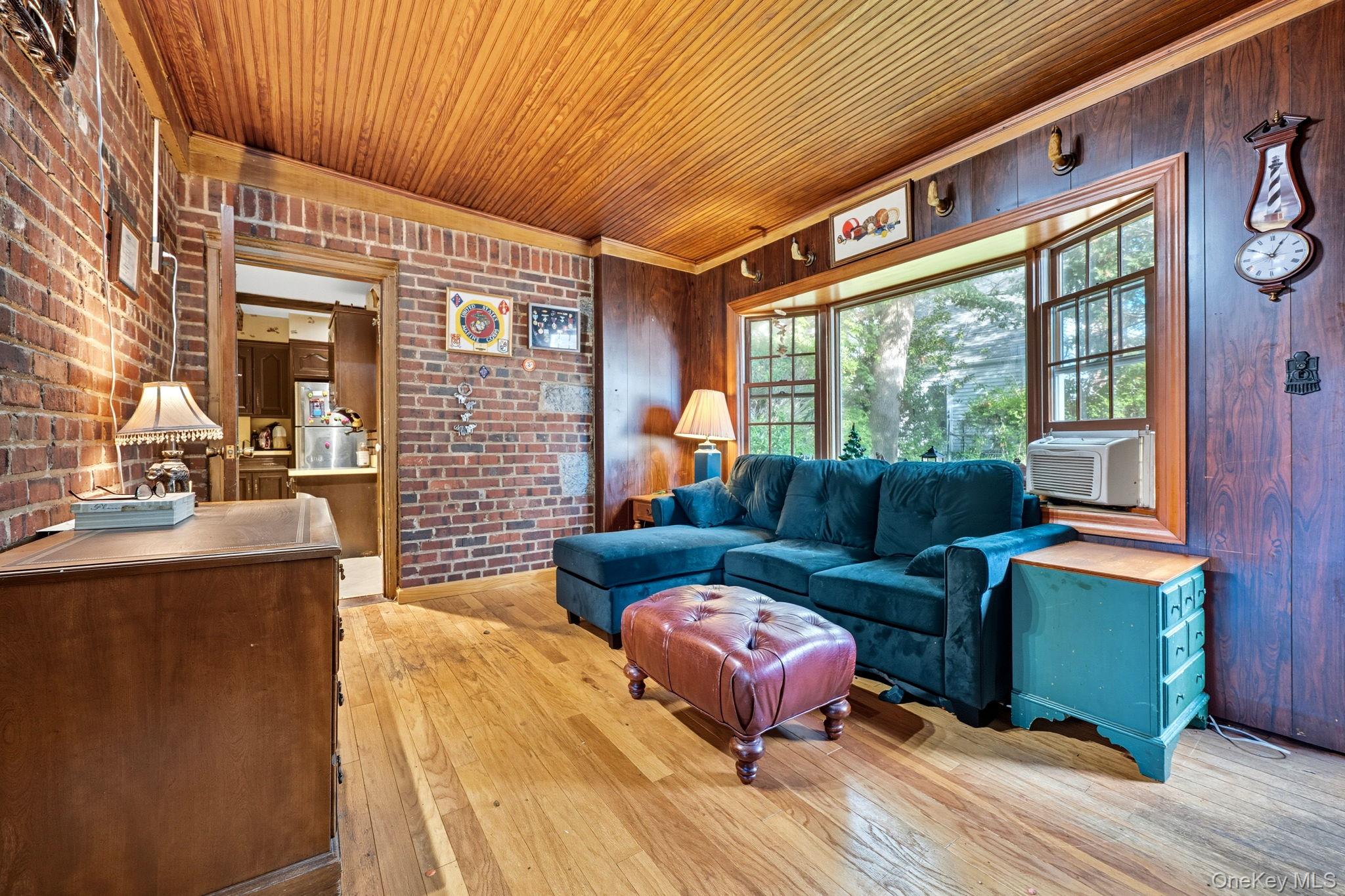 #8 photo, 145 Cornwell Avenue, Valley Stream , NY 11580