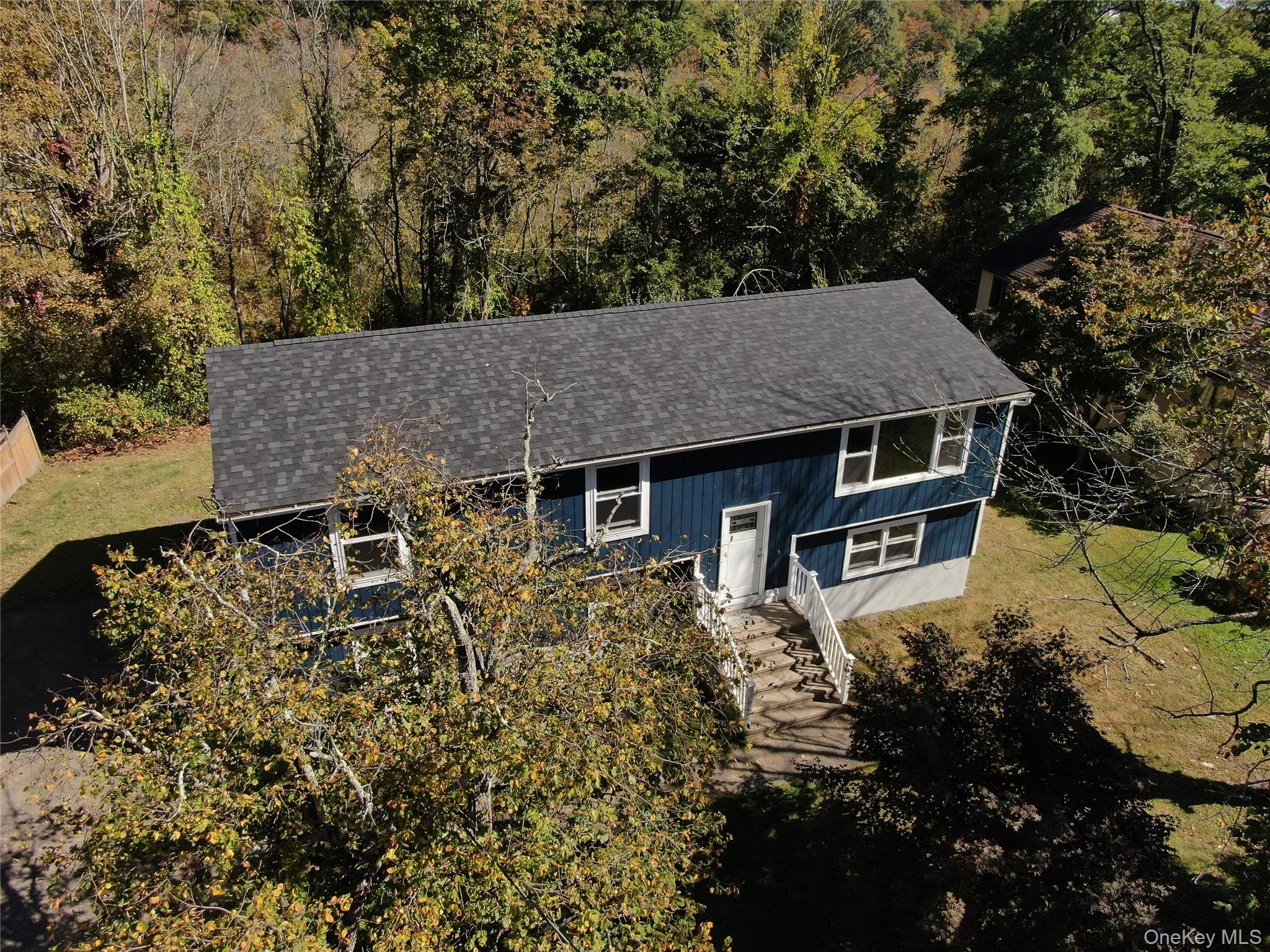 #1 photo, 375 Lake Shore Drive, Mahopac , NY 10541