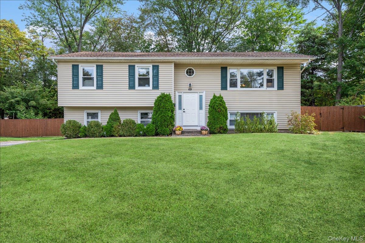 #1 photo, 69 Carolina Drive, New City , NY 10956