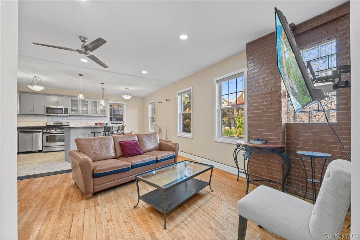 #12 photo, 3607 Irwin Avenue, Bronx , NY 10463