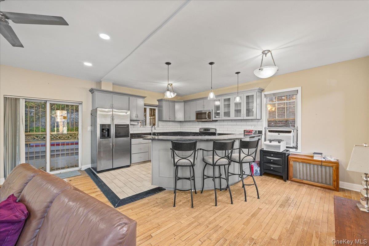 #15 photo, 3607 Irwin Avenue, Bronx , NY 10463