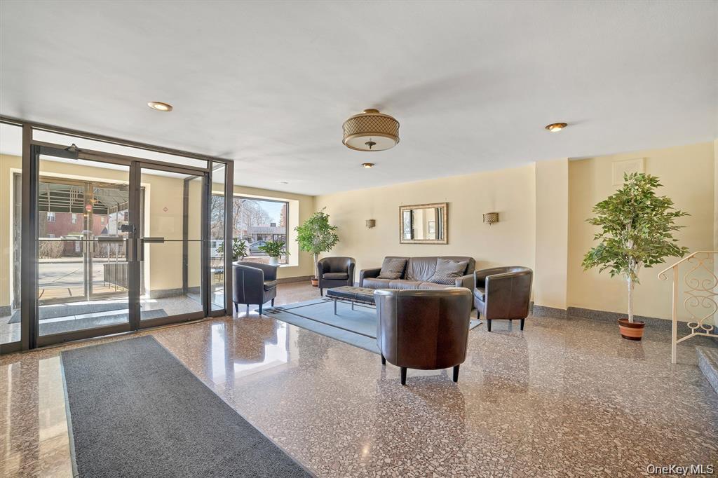 #3 photo, 415 Gramatan Avenue, Mount Vernon , NY 10552