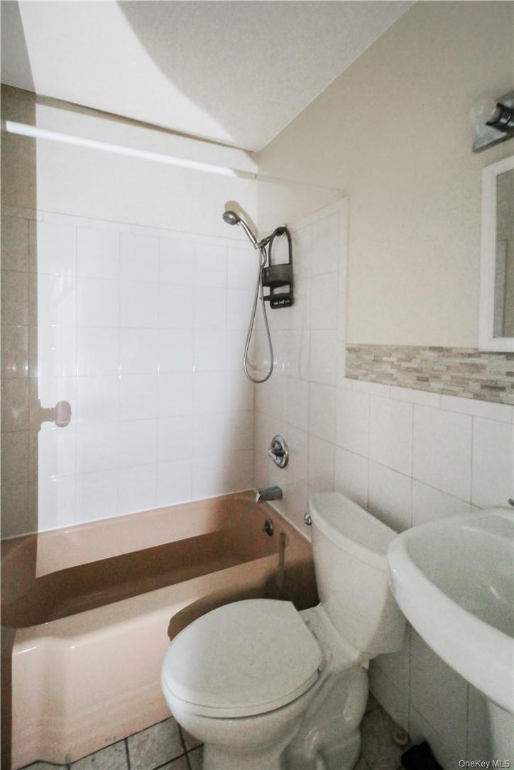 #10 photo, 304 Woodworth Avenue, Yonkers , NY 10701