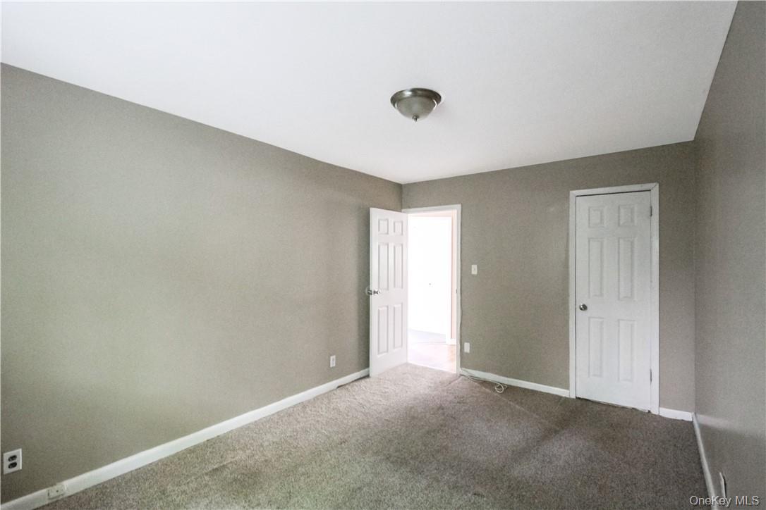 #7 photo, 304 Woodworth Avenue, Yonkers , NY 10701