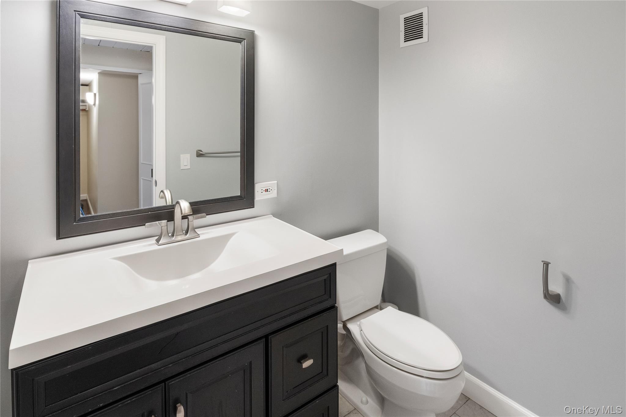 #14 photo, 1 Landmark Square, Port Chester , NY 10573