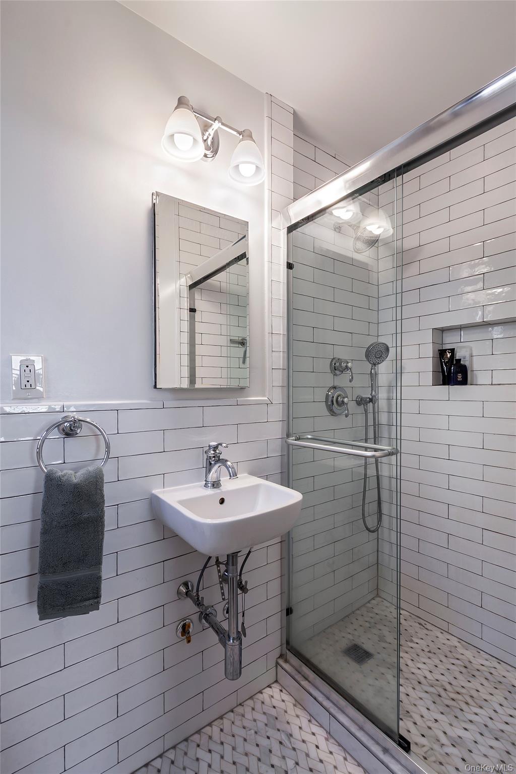 #6 photo, 3635 Johnson Avenue, Bronx , NY 10463