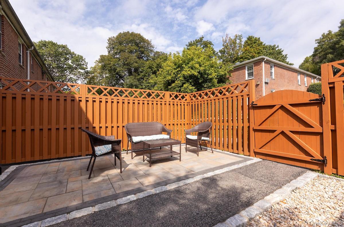 #18 photo, 100 Cedar Street, Dobbs Ferry , NY 10522