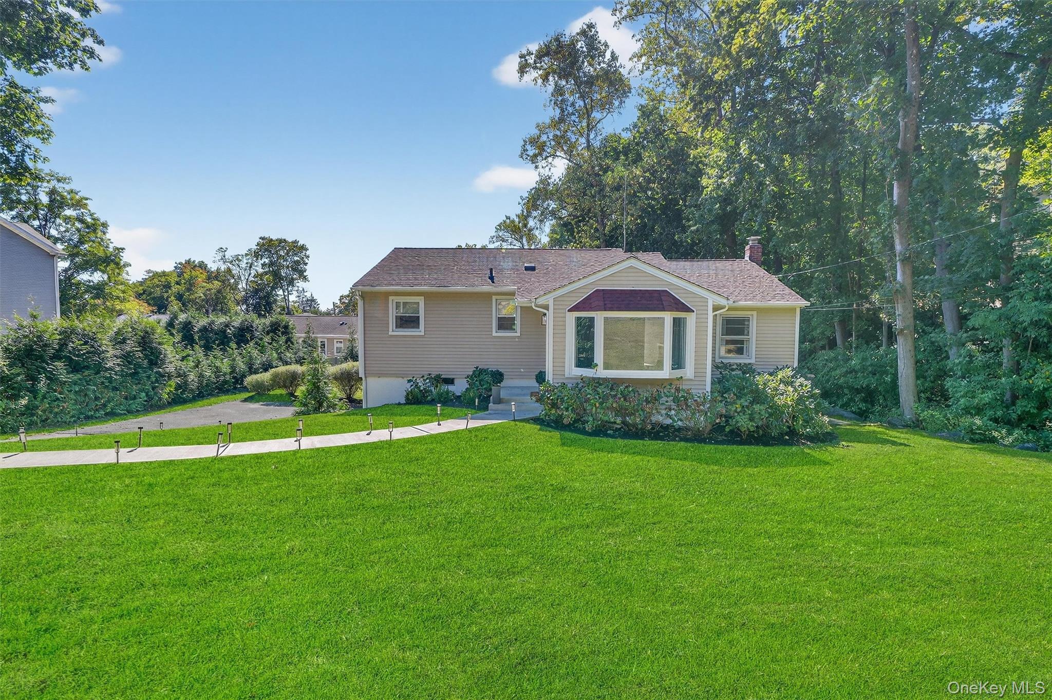 #1 photo, 152 Old Post Road, Croton-on-Hudson , NY 10520