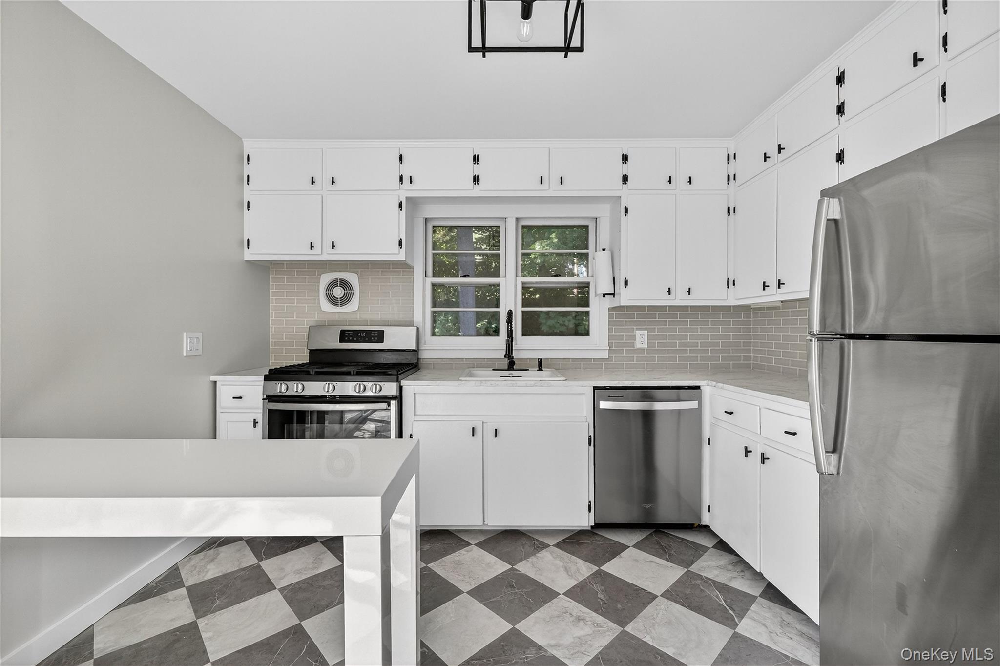 #10 photo, 152 Old Post Road, Croton-on-Hudson , NY 10520