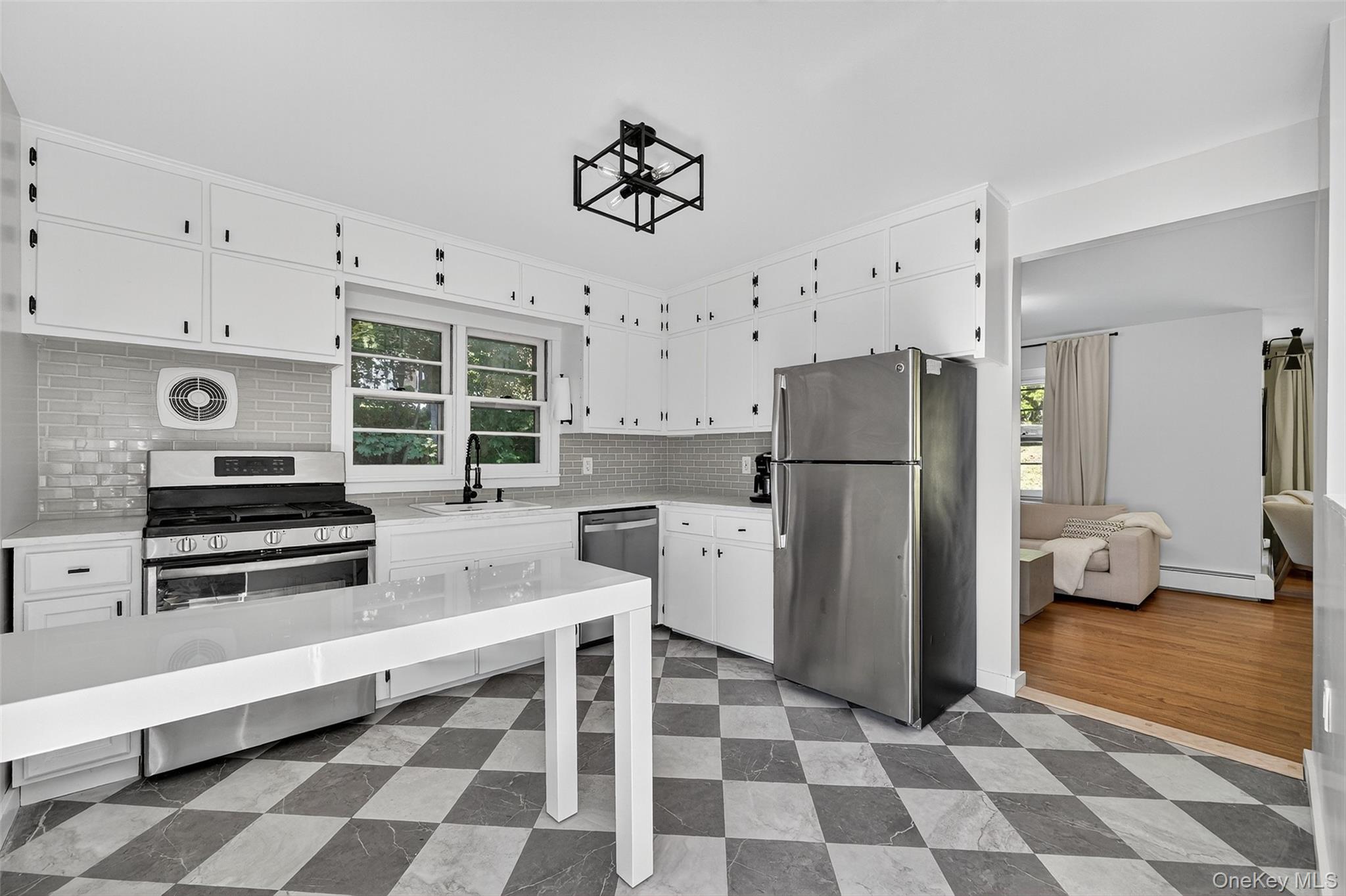 #11 photo, 152 Old Post Road, Croton-on-Hudson , NY 10520