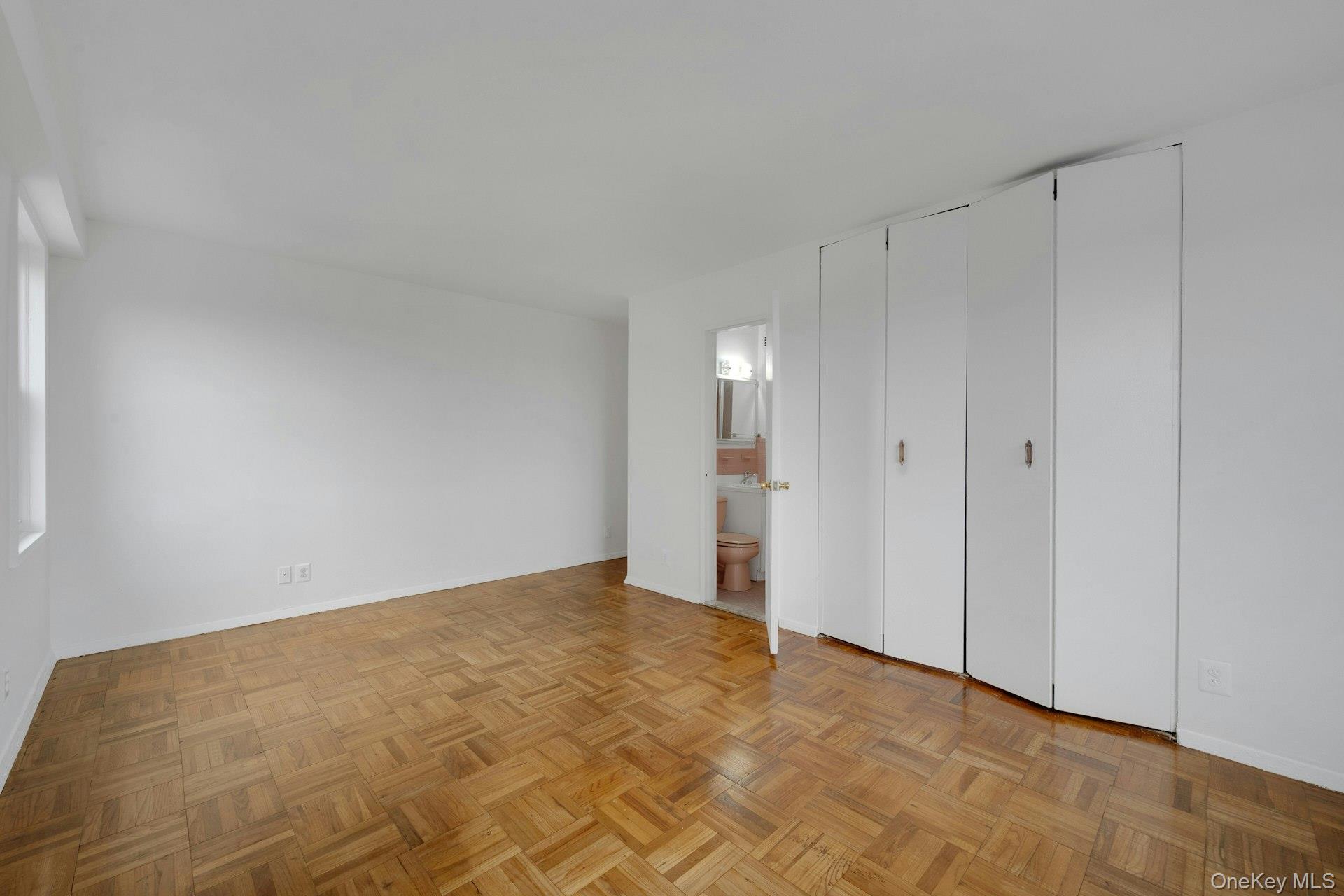 #13 photo, 1853 Central Park Avenue, Yonkers , NY 10710