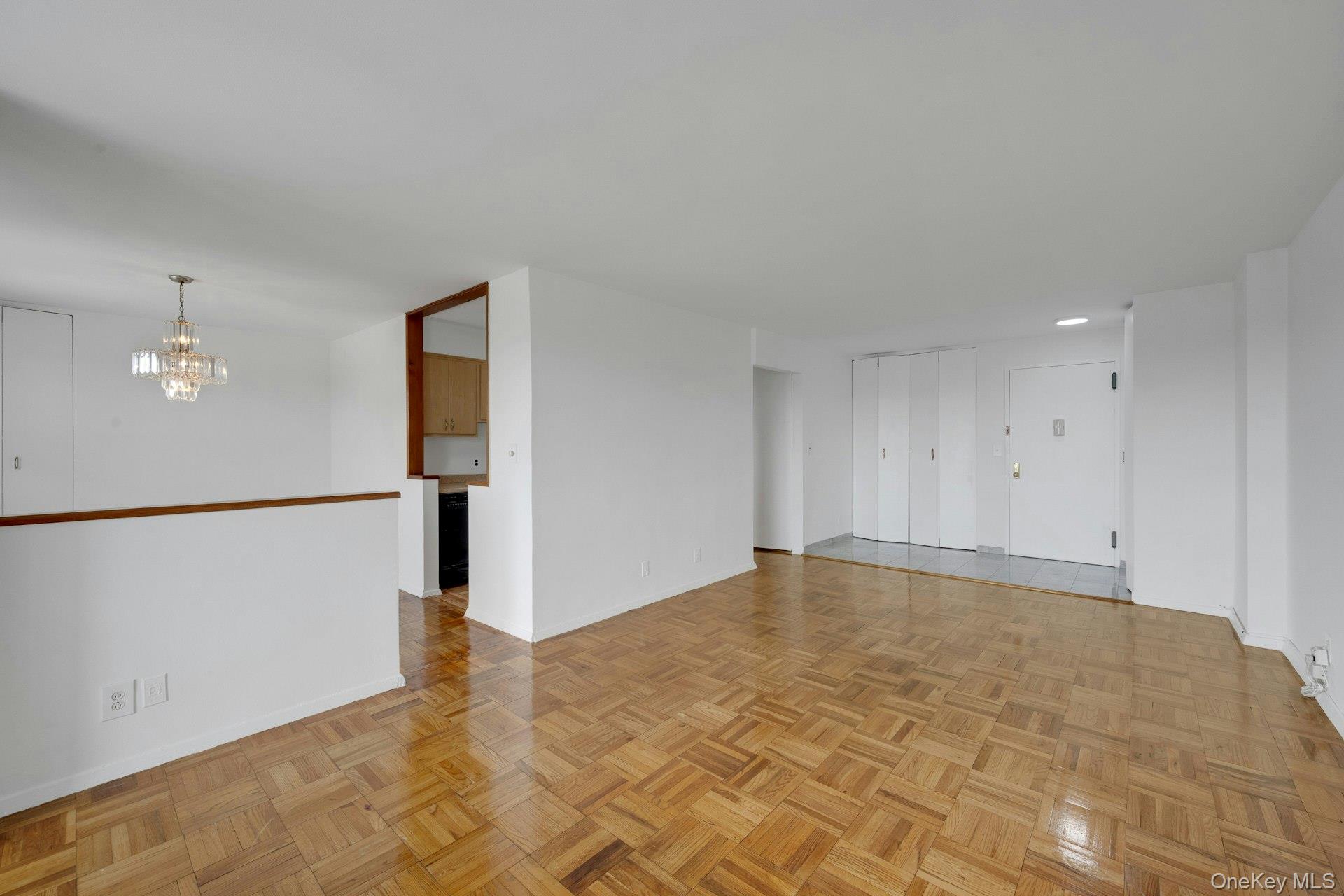 #18 photo, 1853 Central Park Avenue, Yonkers , NY 10710