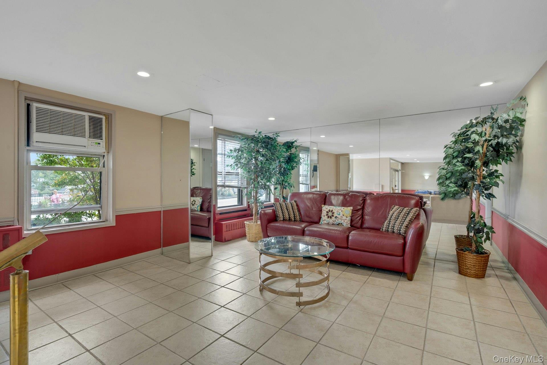 #20 photo, 1853 Central Park Avenue, Yonkers , NY 10710