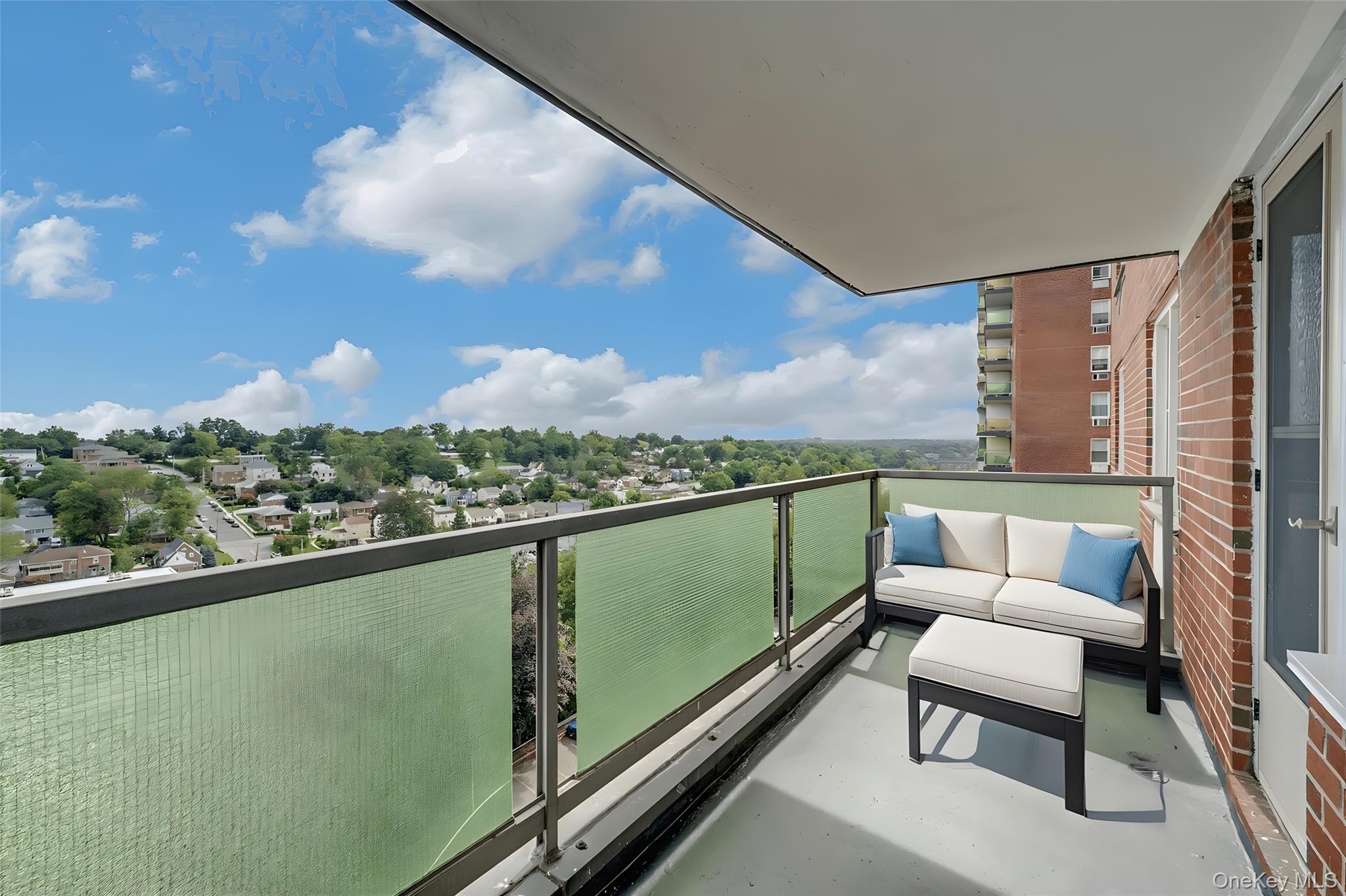 #4 photo, 1853 Central Park Avenue, Yonkers , NY 10710