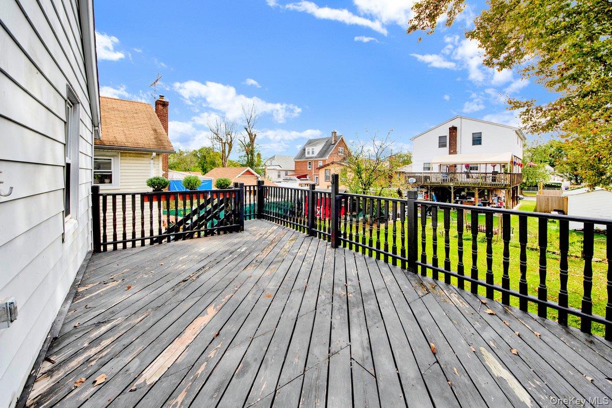 #11 photo, 3088 Mullan Place, Bronx , NY 10465