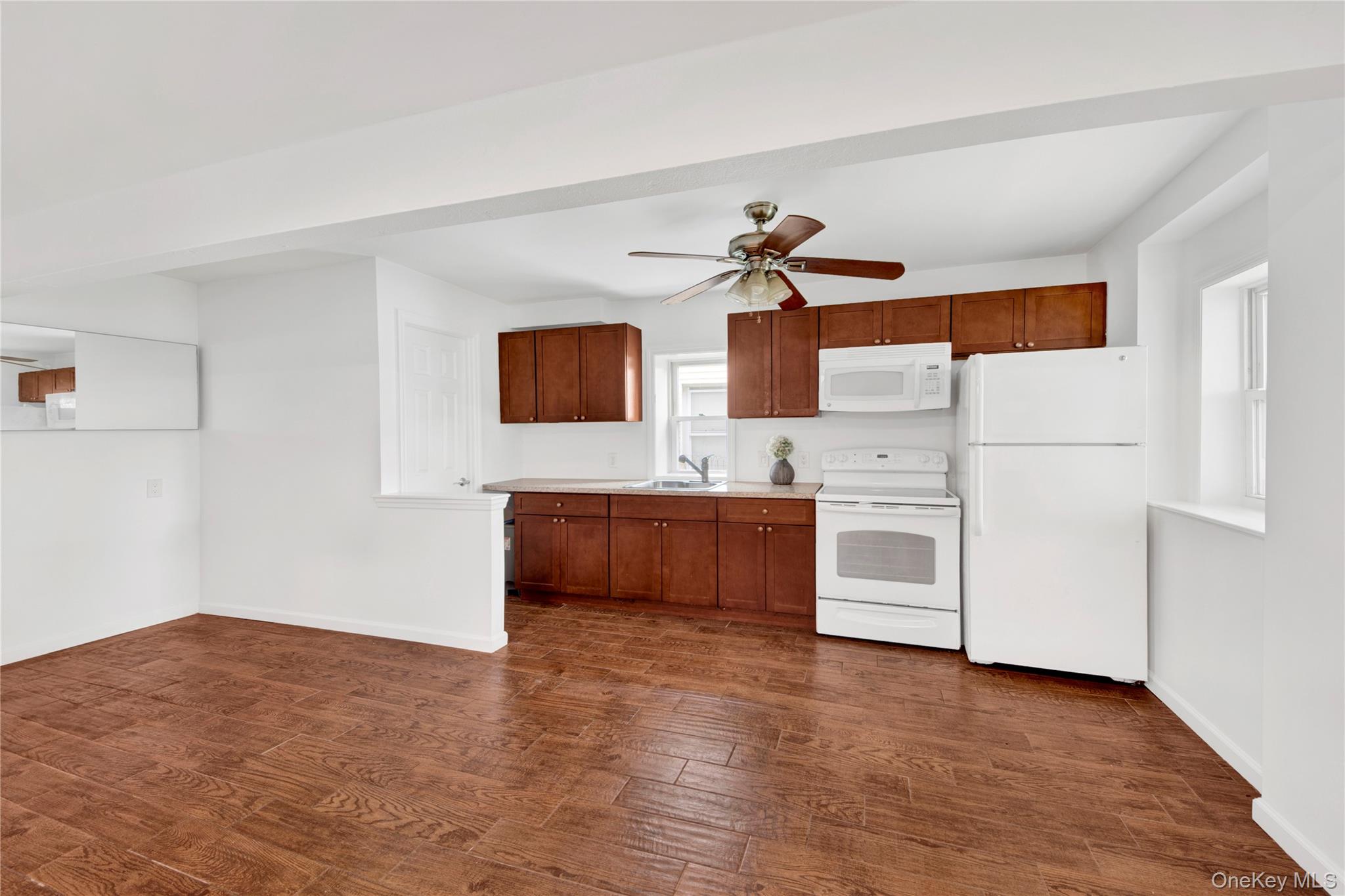 #17 photo, 3088 Mullan Place, Bronx , NY 10465