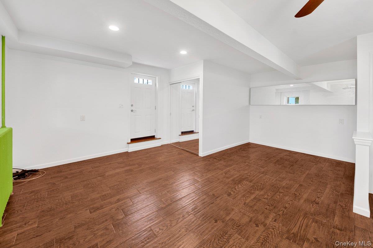 #18 photo, 3088 Mullan Place, Bronx , NY 10465