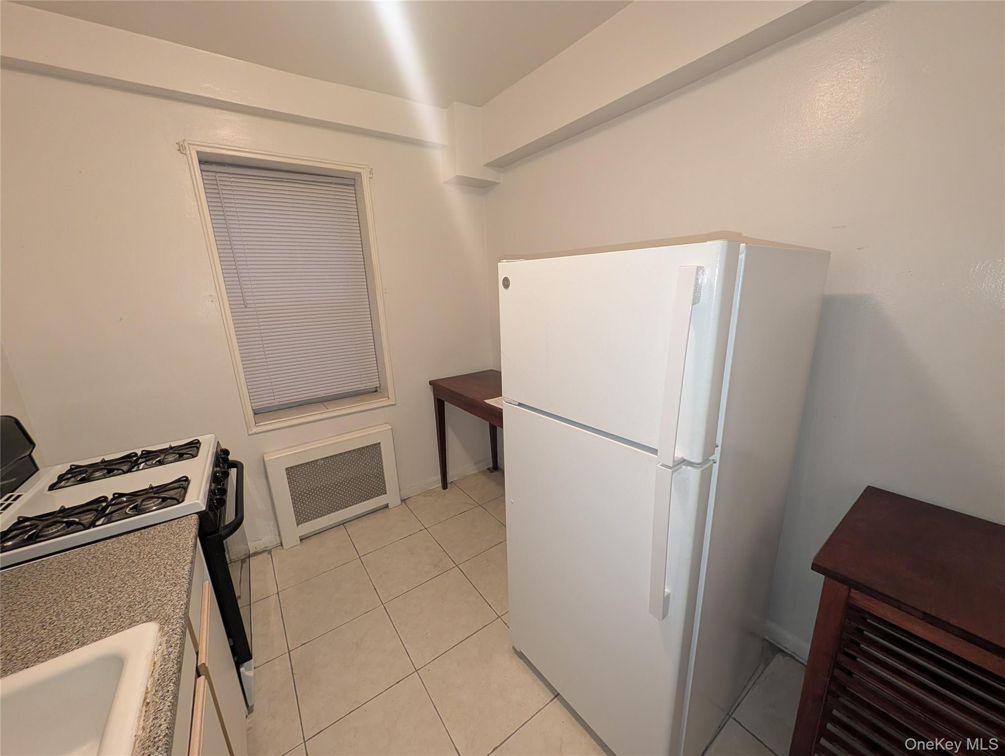 #19 photo, 2 Sadore Lane, Yonkers , NY 10710