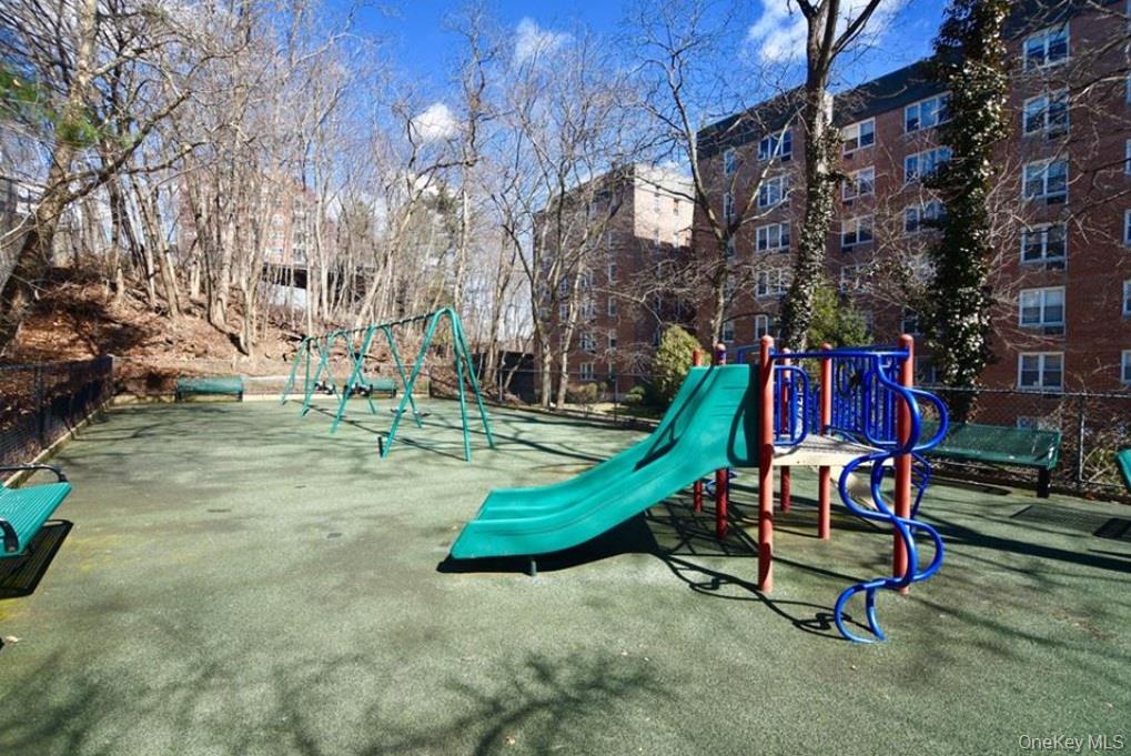 #7 photo, 2 Sadore Lane, Yonkers , NY 10710